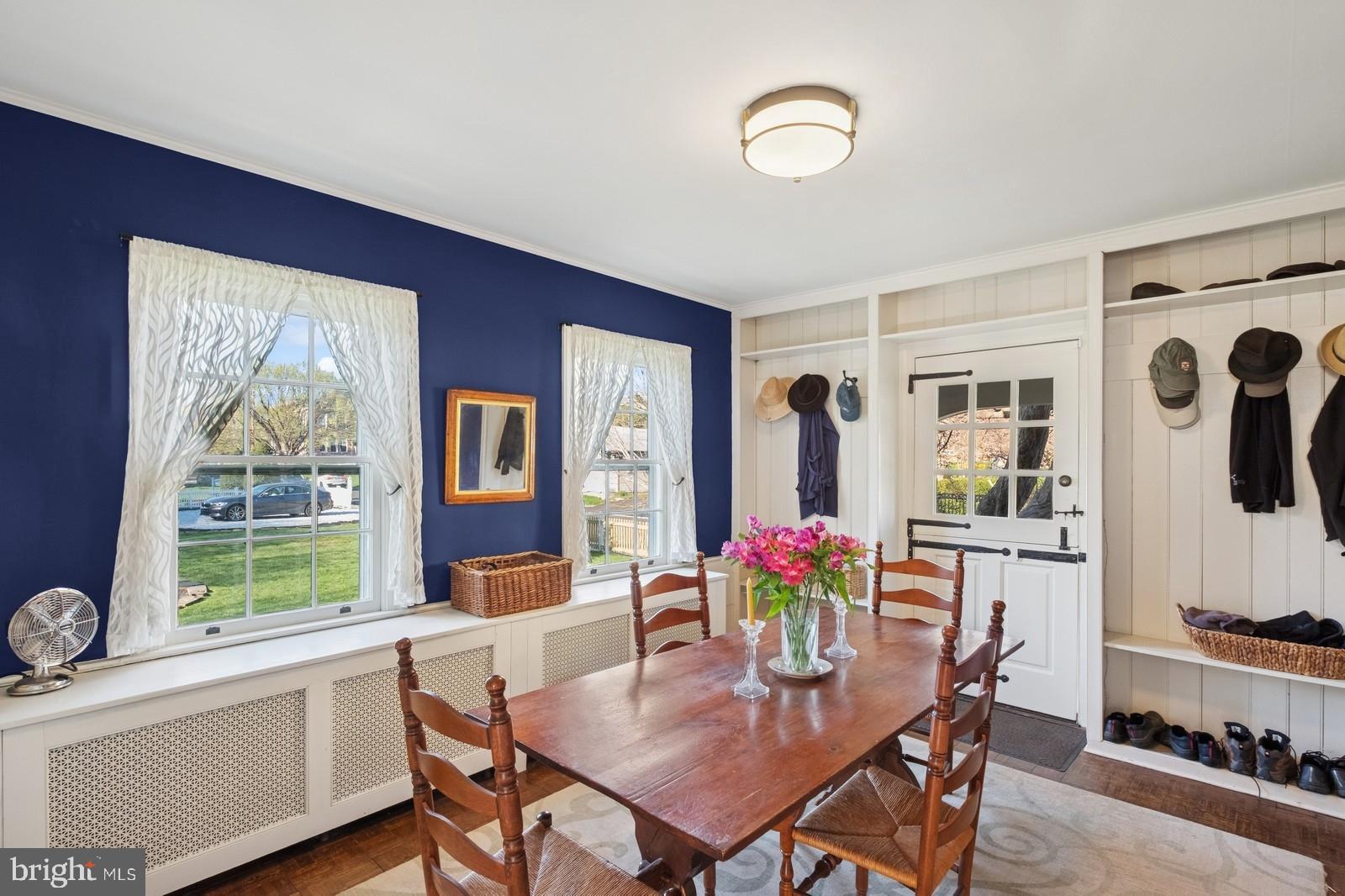 115 E Washington Ave