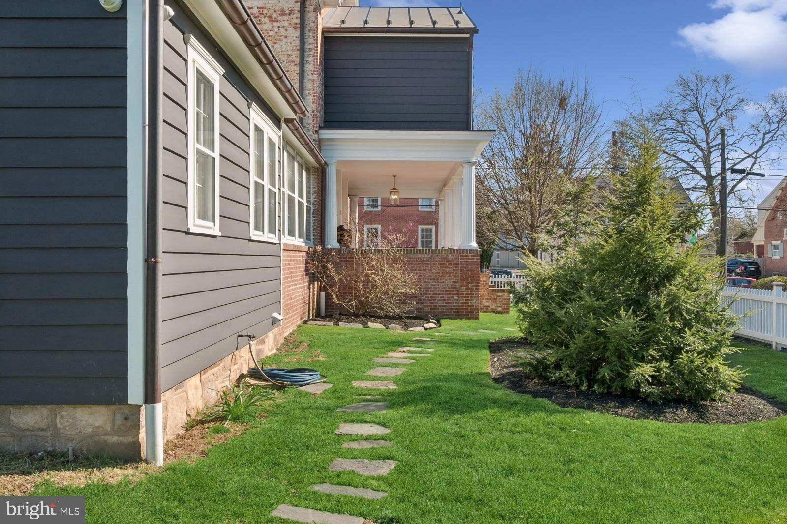 115 E Washington Ave