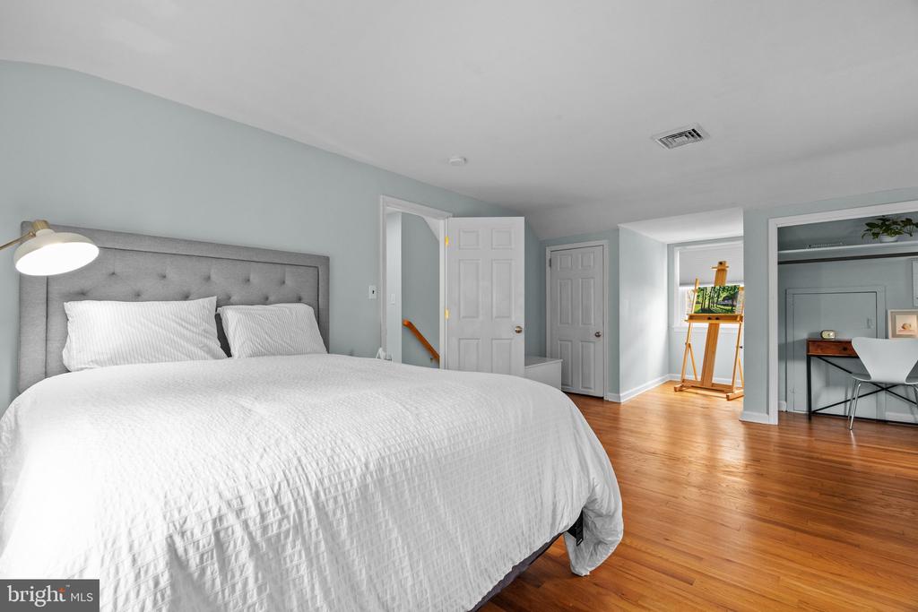 407 EDGEBORO DRIVE