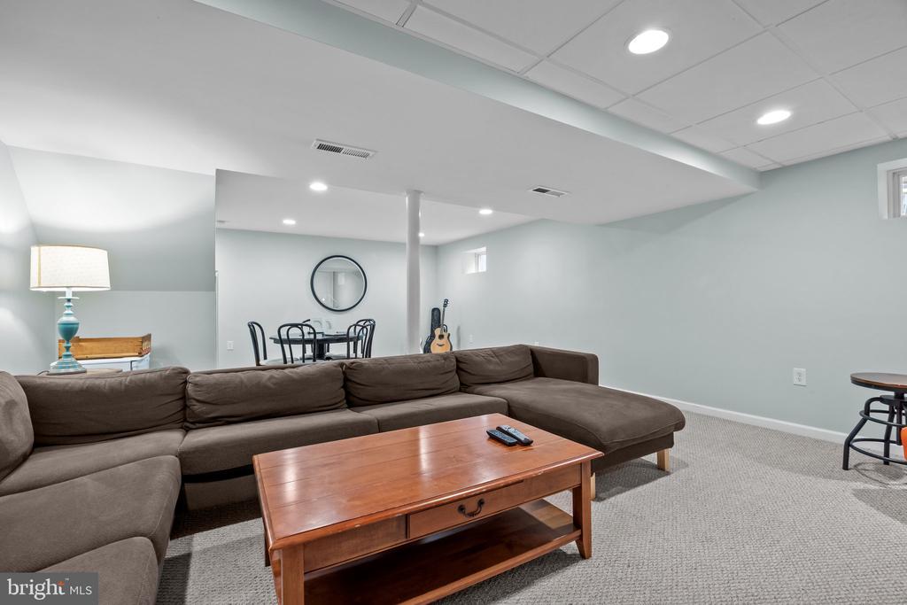 407 EDGEBORO DRIVE