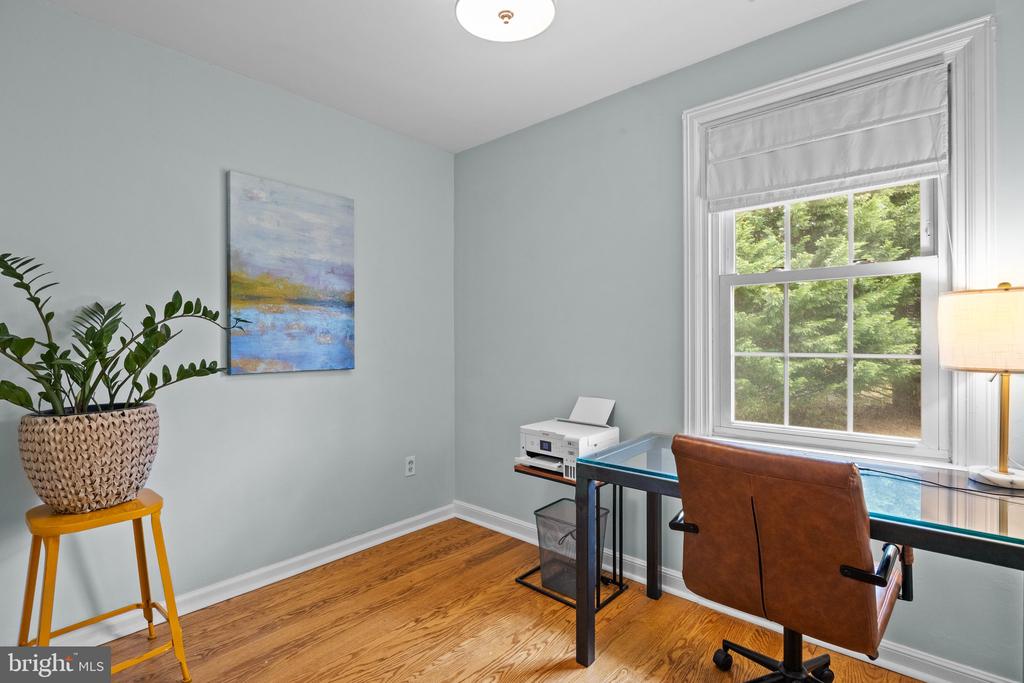 407 EDGEBORO DRIVE