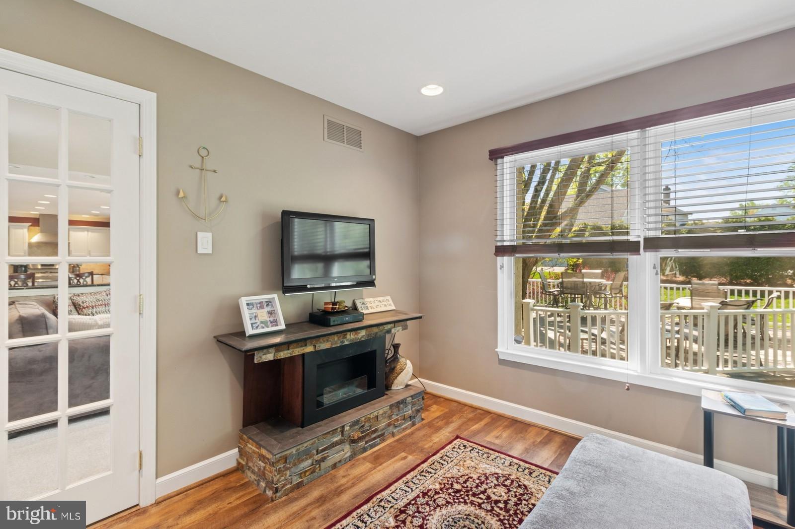 1401 Brentwood Rd