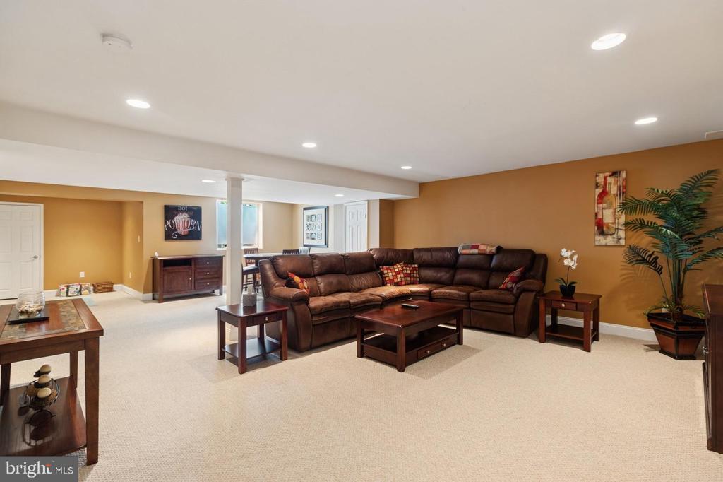 1401 Brentwood Rd
