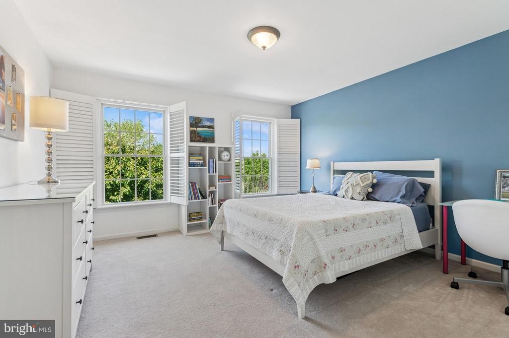 27 Sibelius Dr