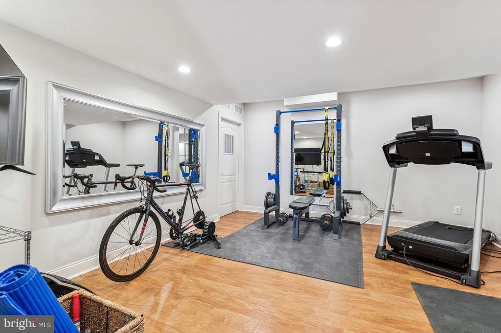 27 Sibelius Dr