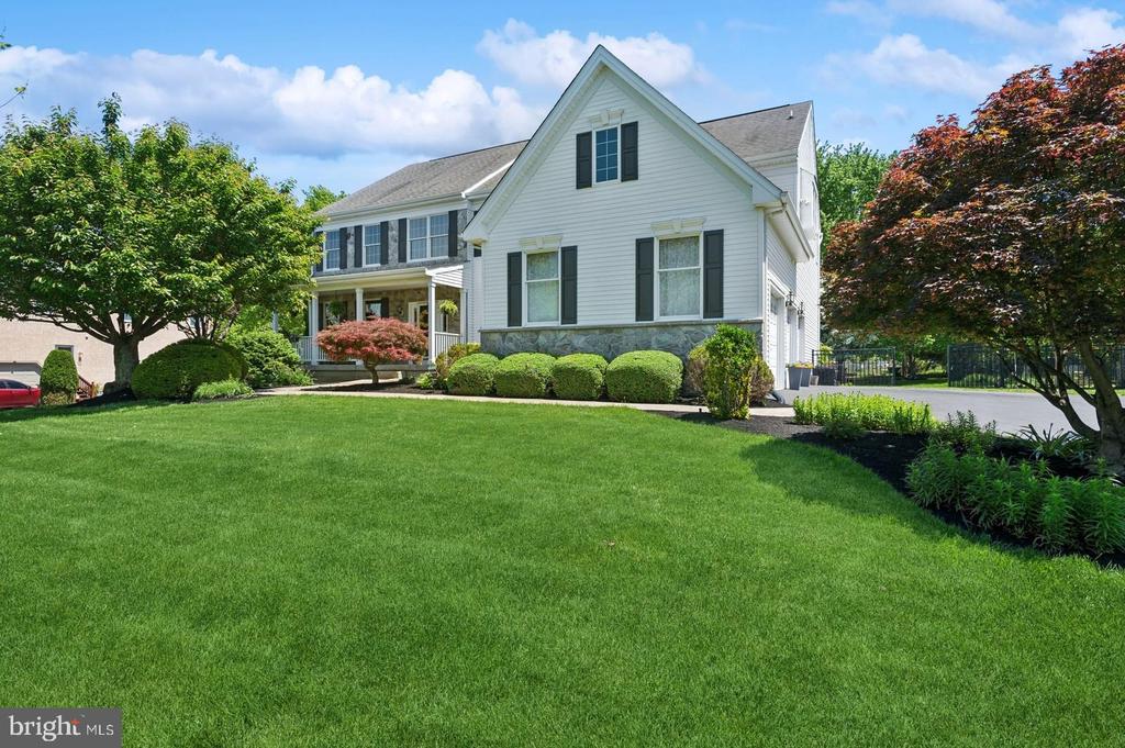 27 Sibelius Dr