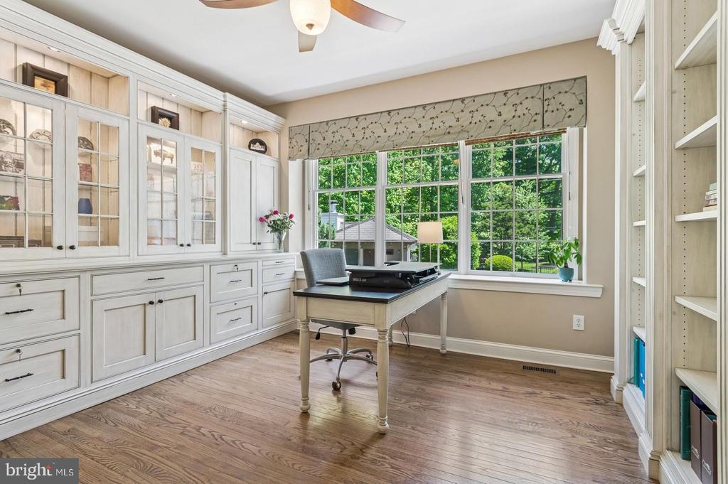 27 Sibelius Dr