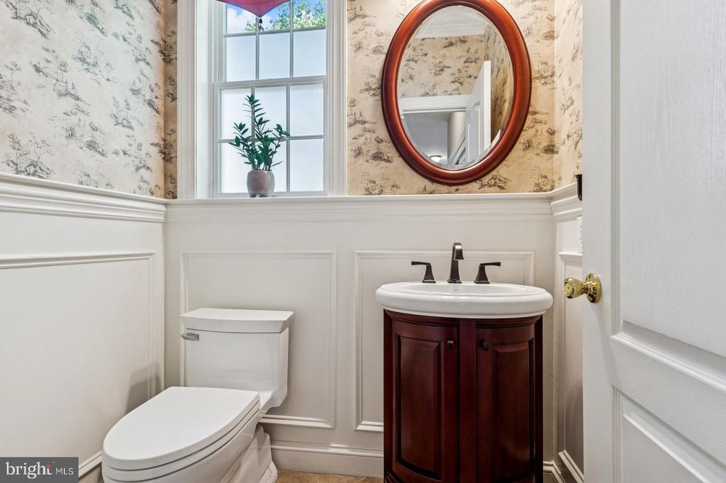 27 Sibelius Dr
