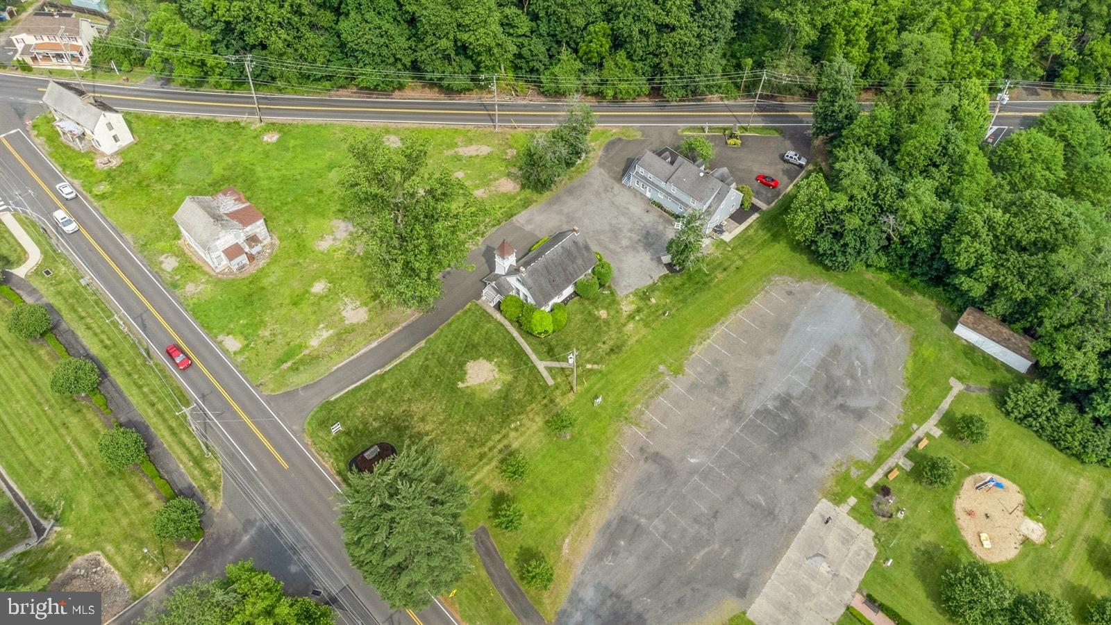 1666 Edgewood Rd