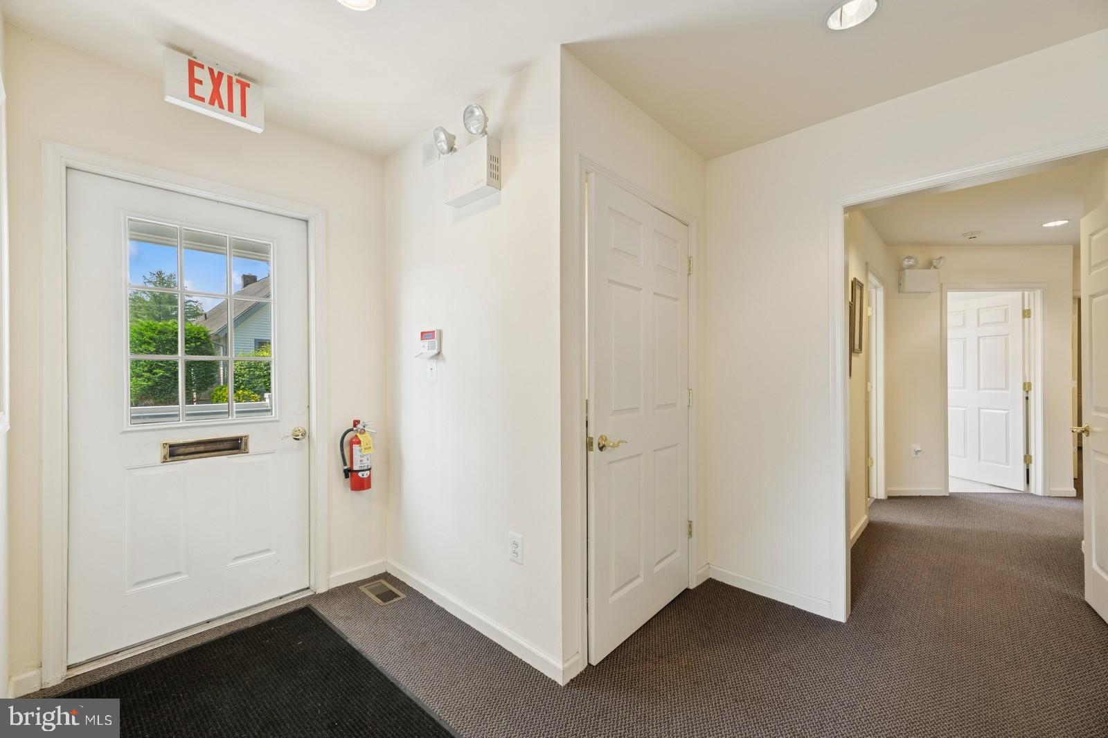 1666 Edgewood Rd