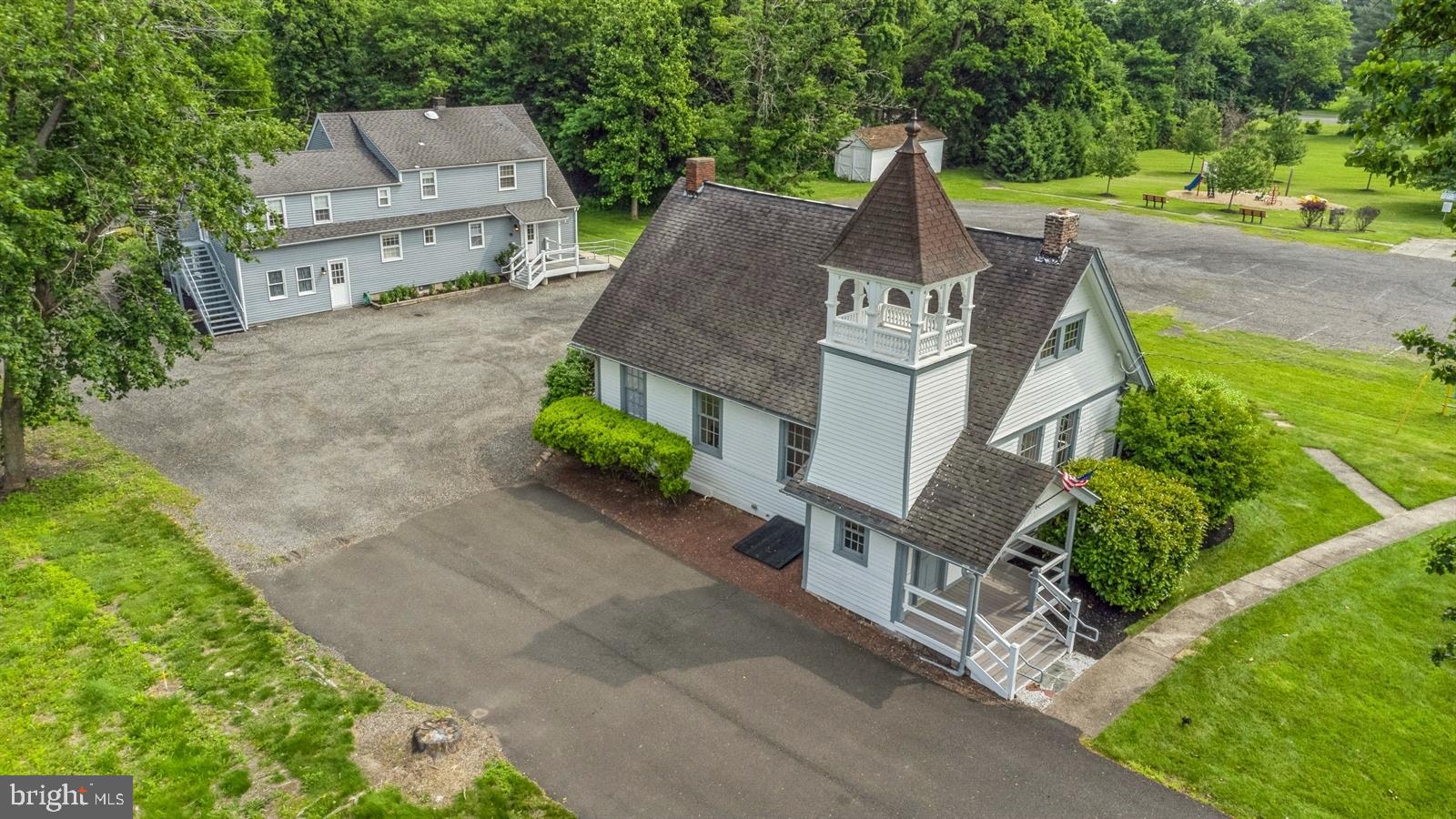1666 Edgewood Rd