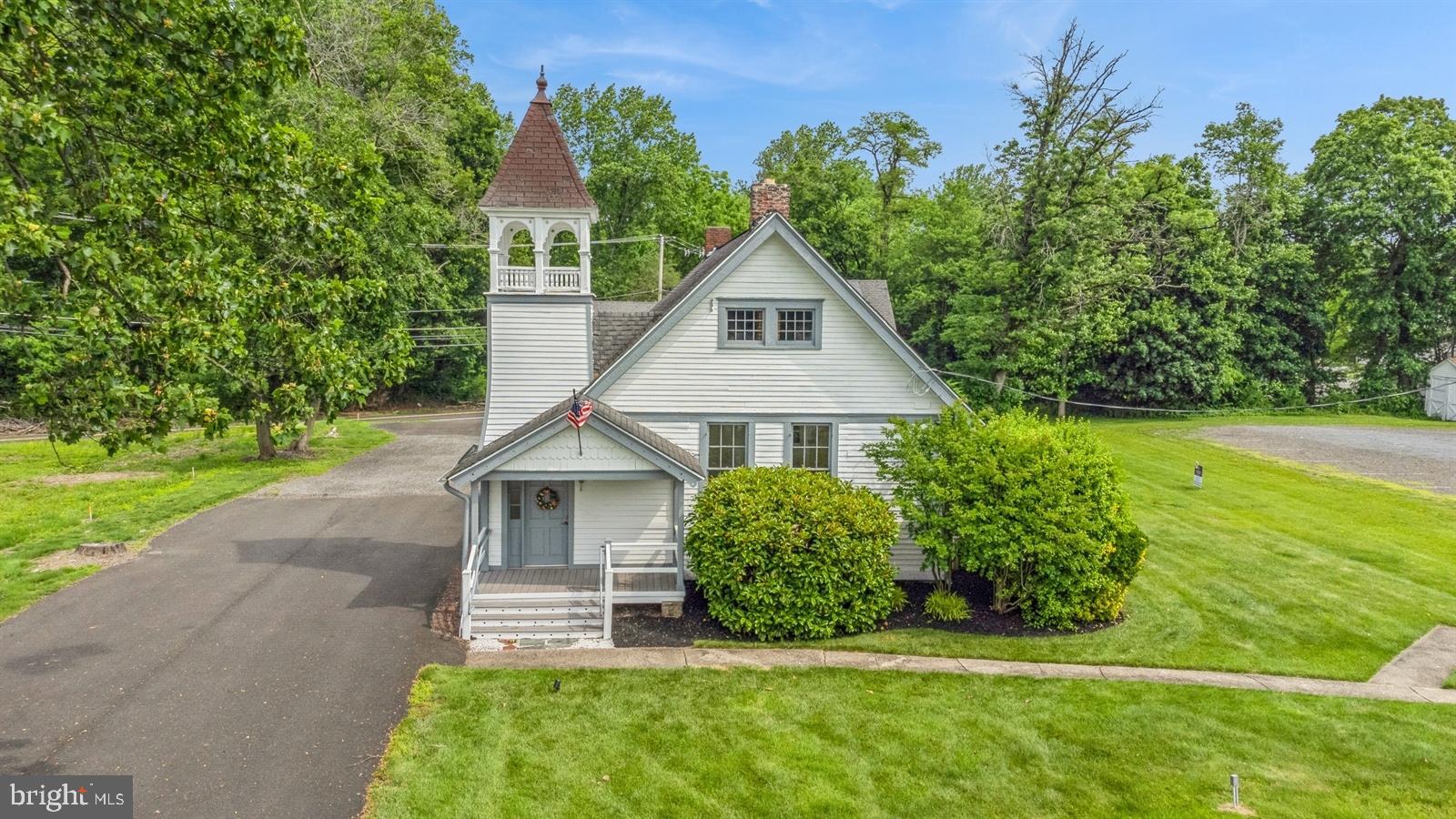 1666 Edgewood Rd