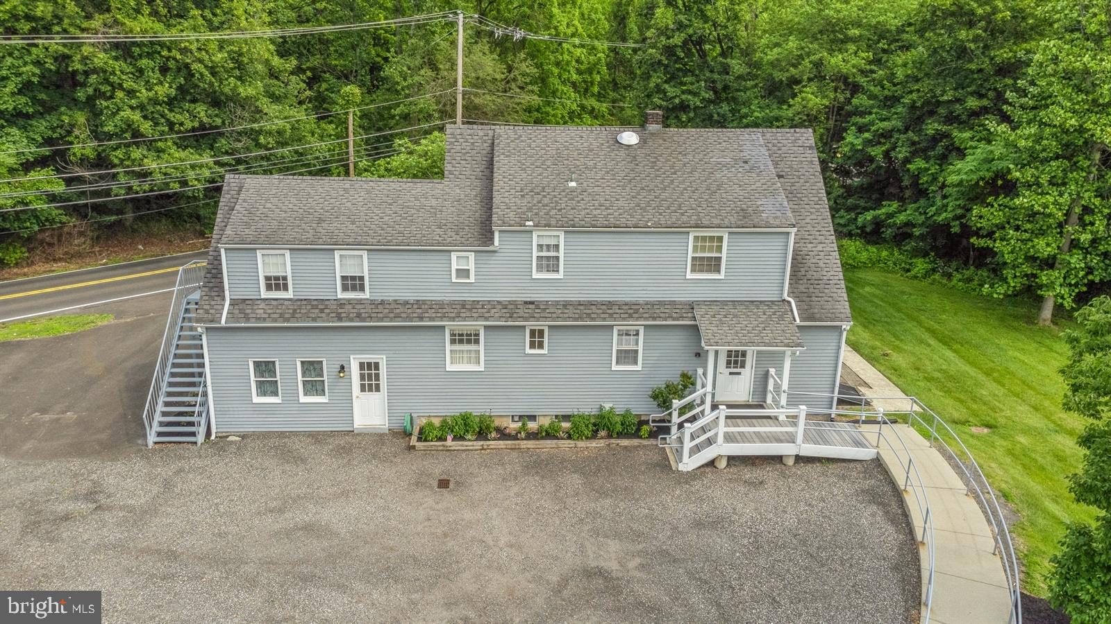 1666 Edgewood Rd