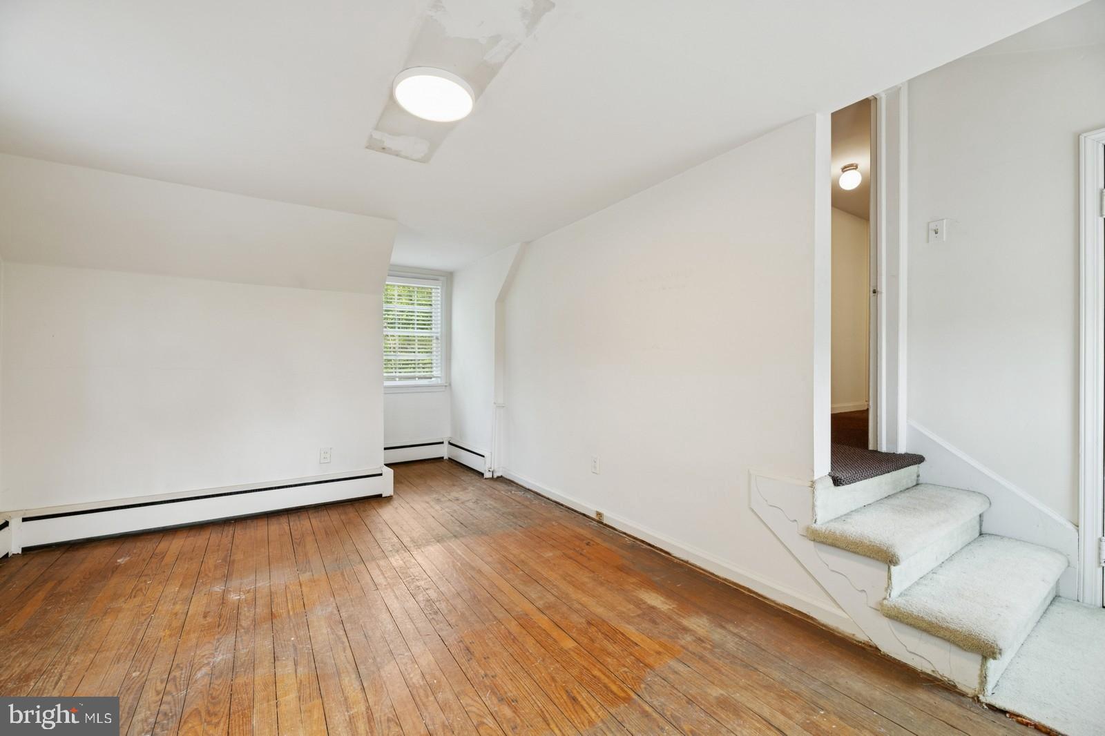 1666 Edgewood Rd