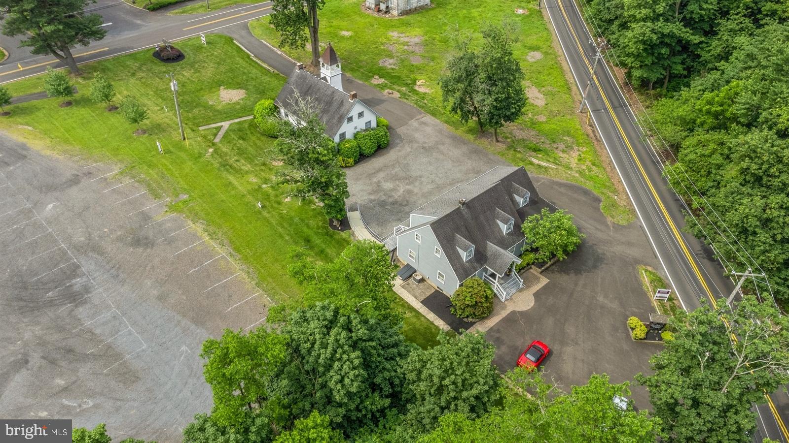 1666 Edgewood Rd