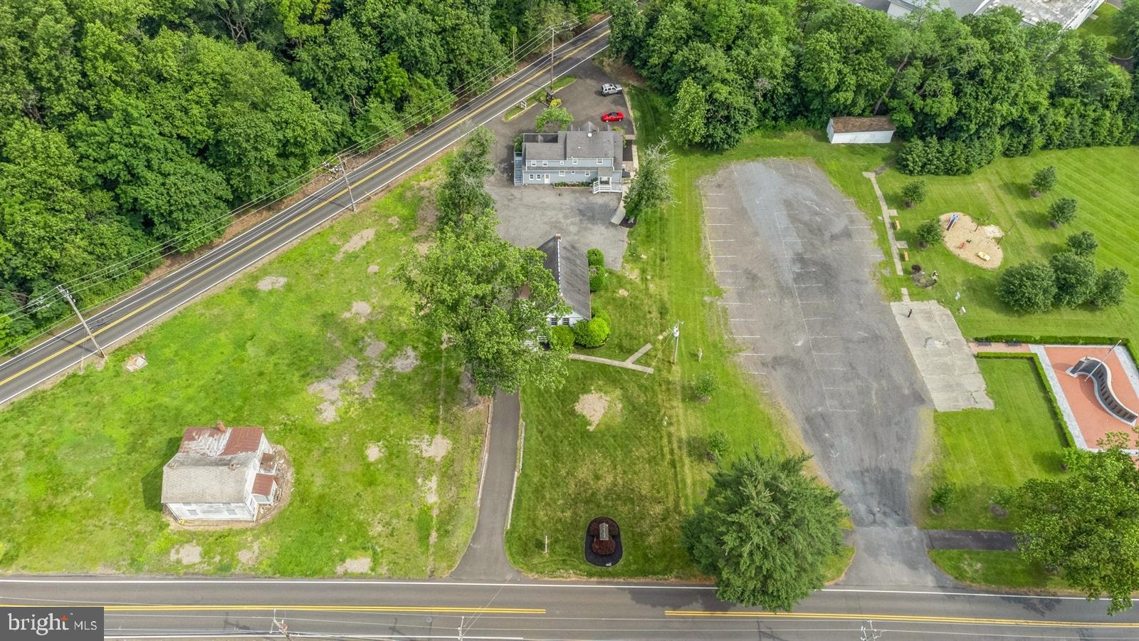 1666 Edgewood Rd