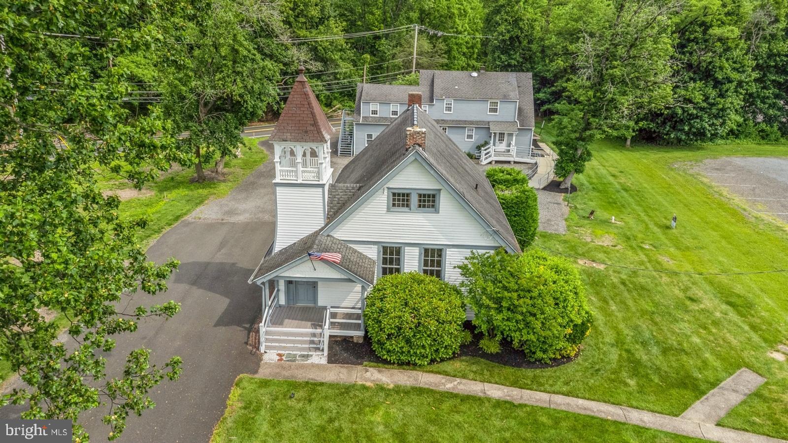 1666 Edgewood Rd