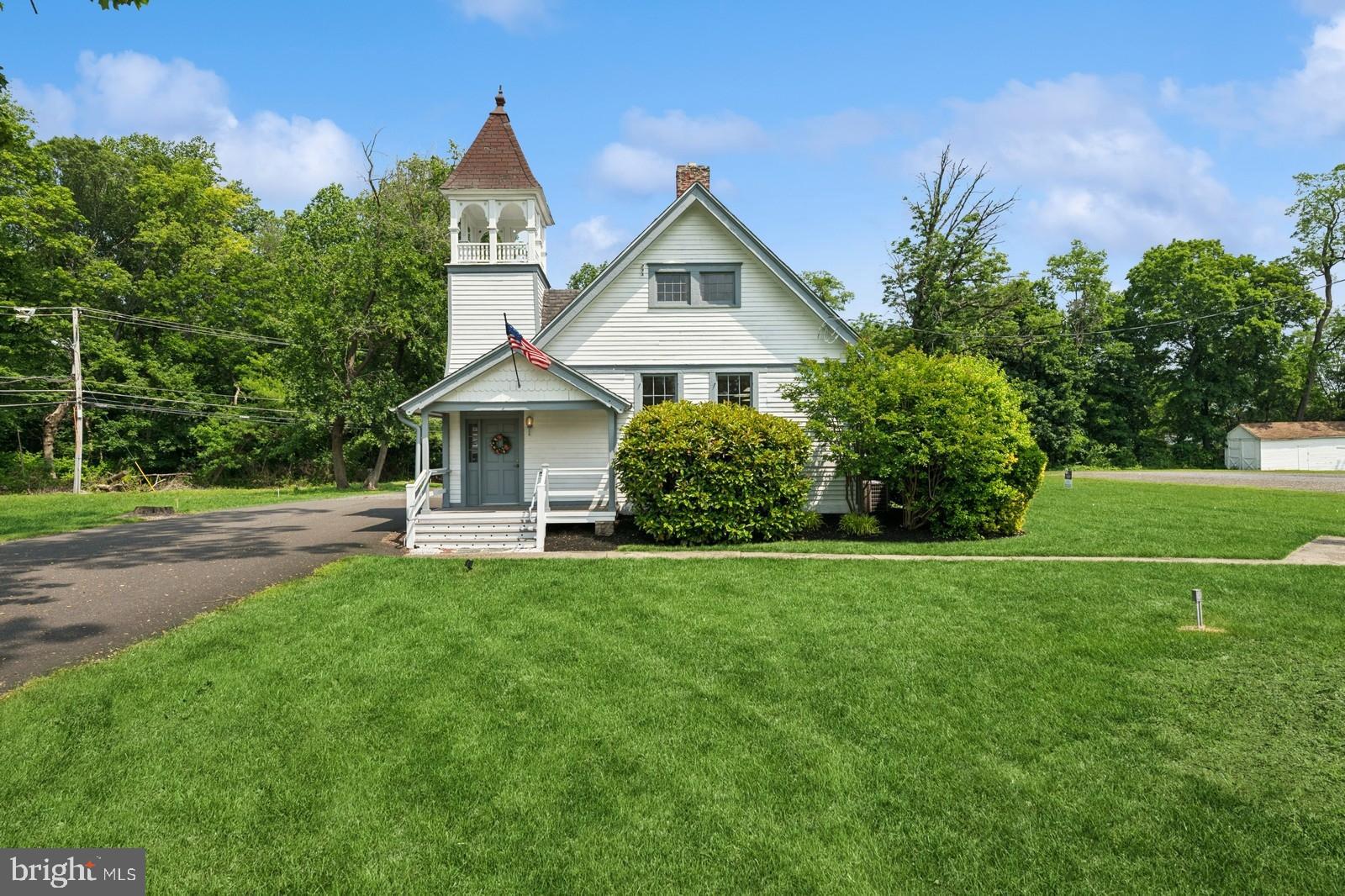 1666 Edgewood Rd