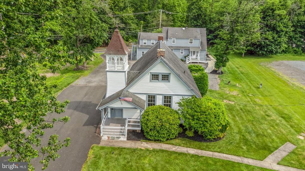 1666 Edgewood Rd