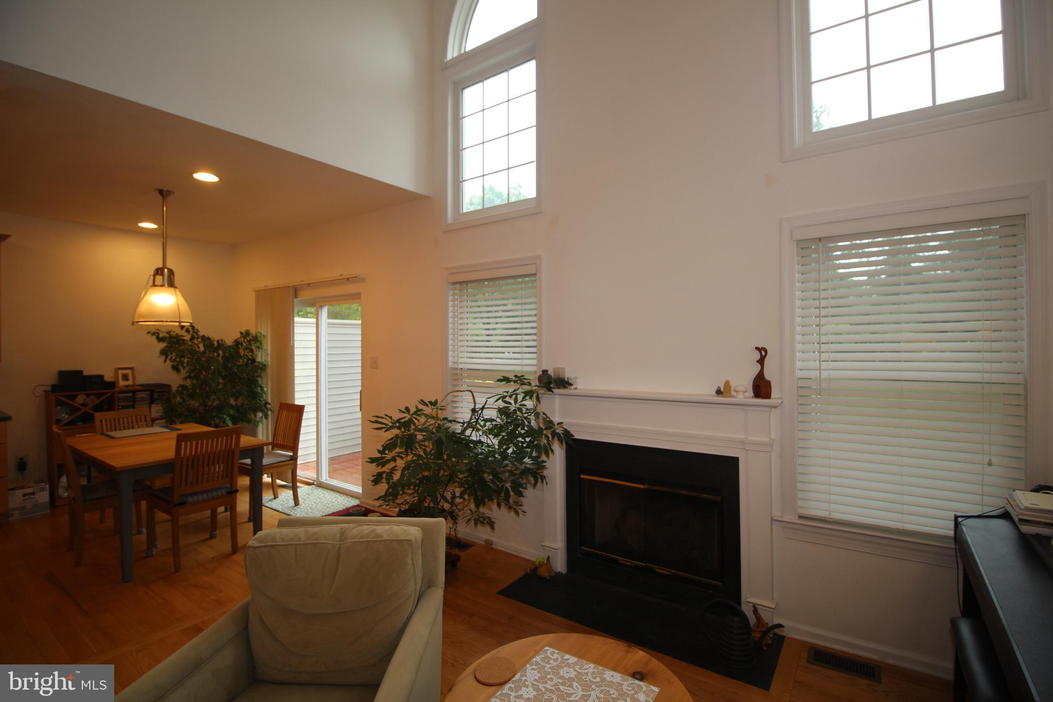 319 Fieldstone Dr