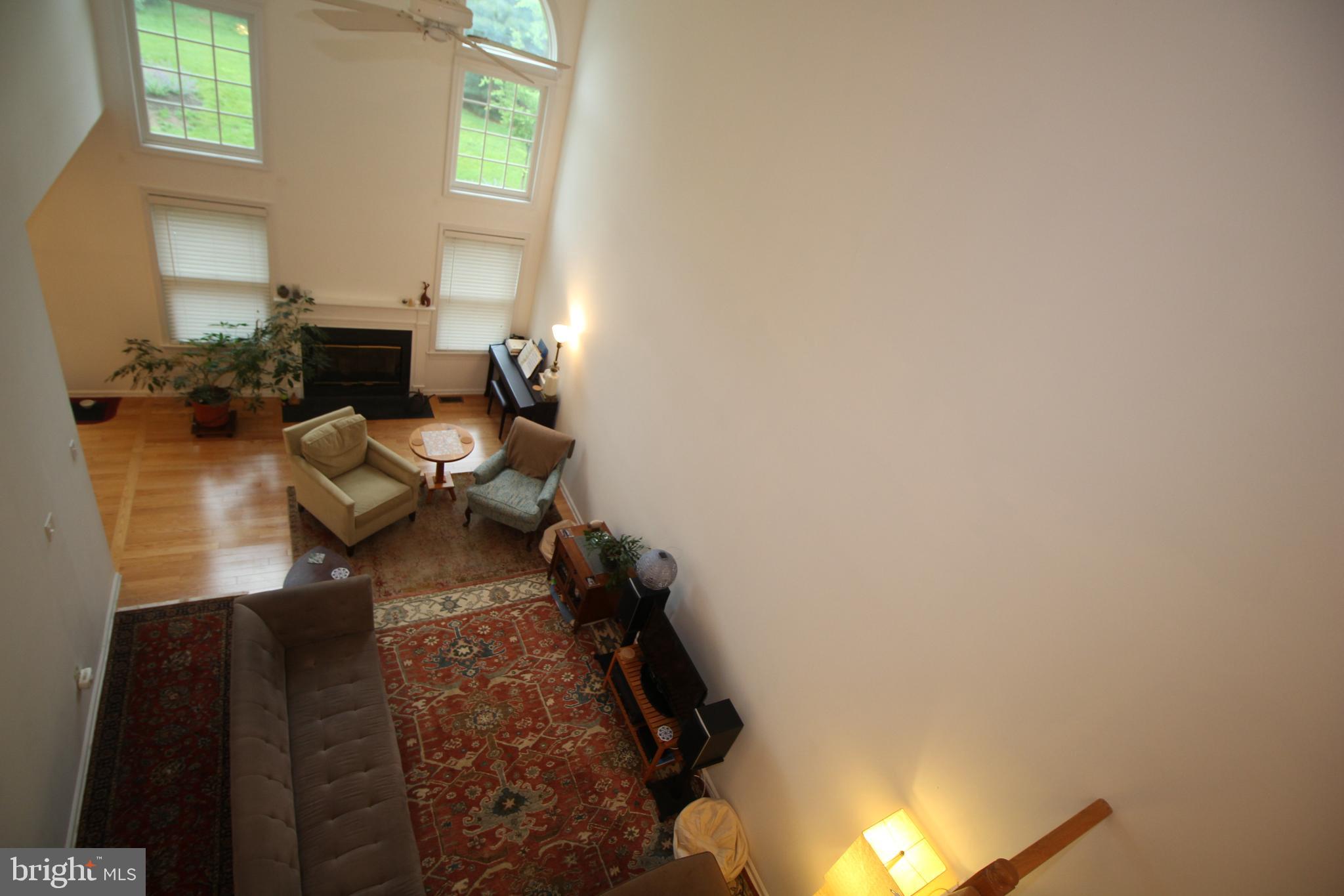 319 Fieldstone Dr