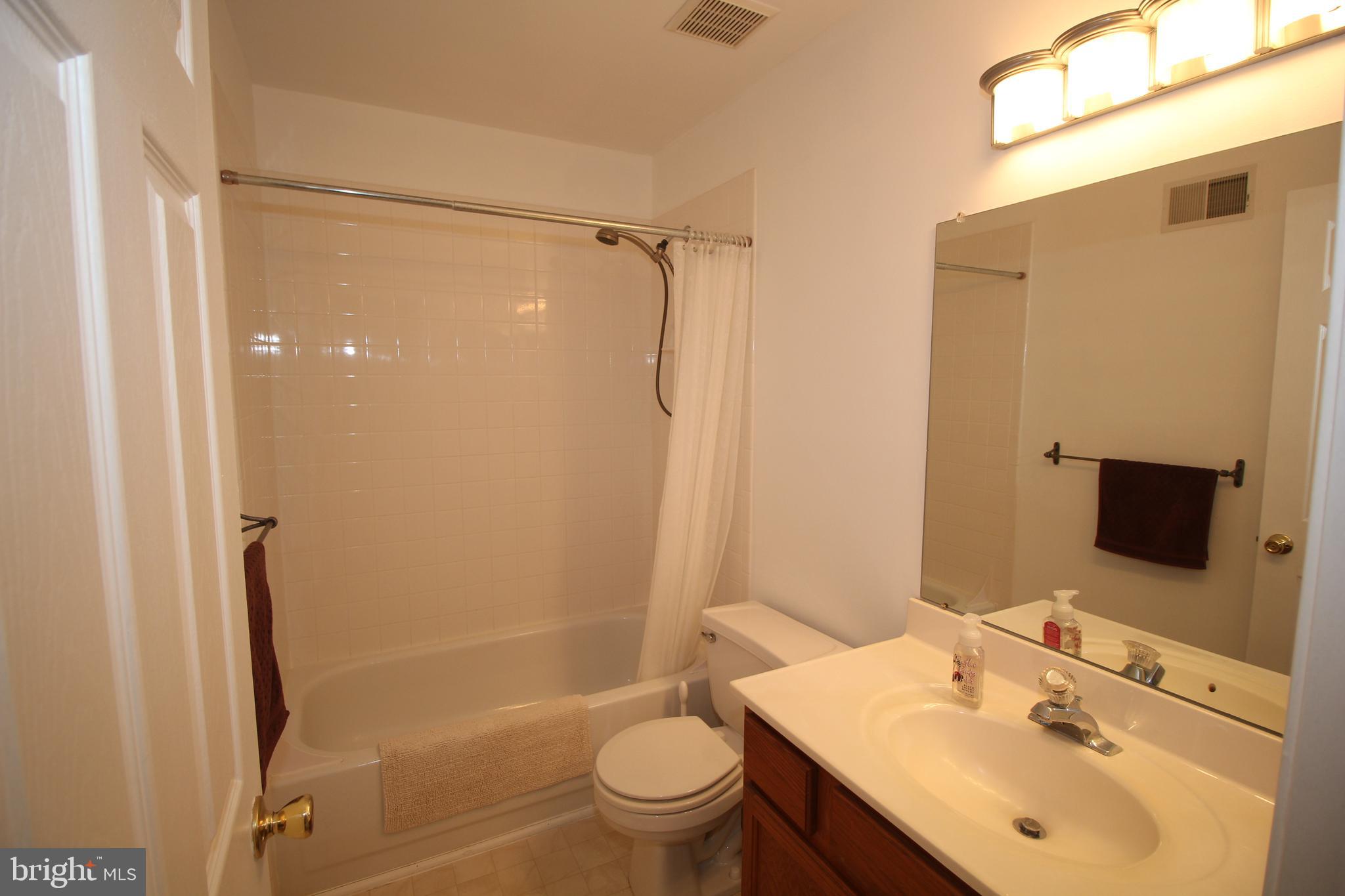 319 Fieldstone Dr