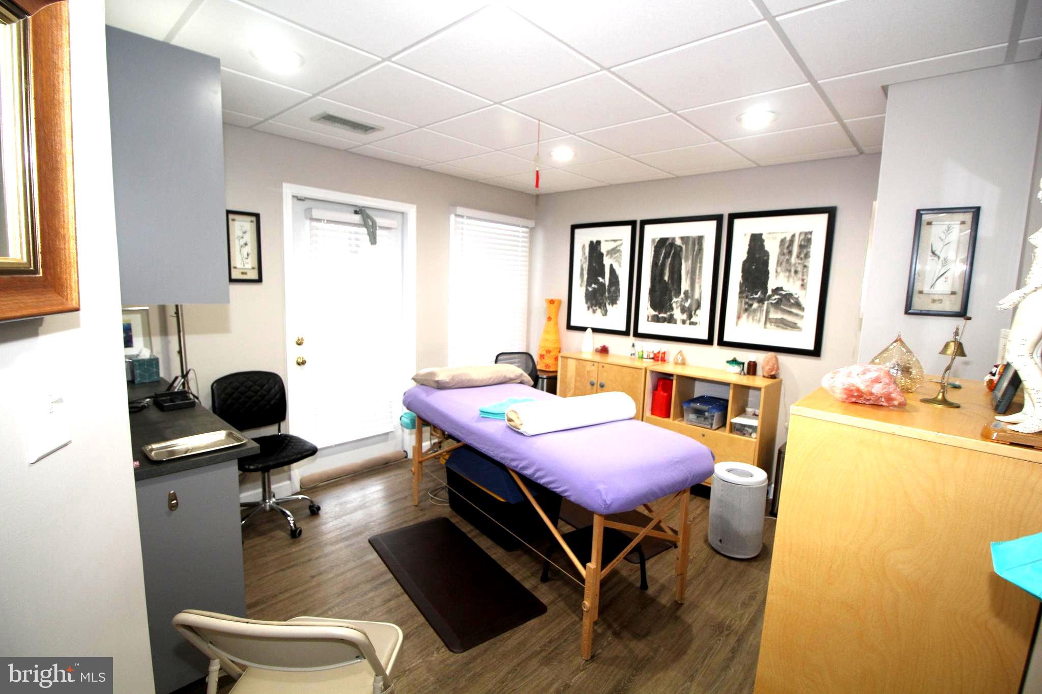 1703 LANGHORNE NEWTOWN