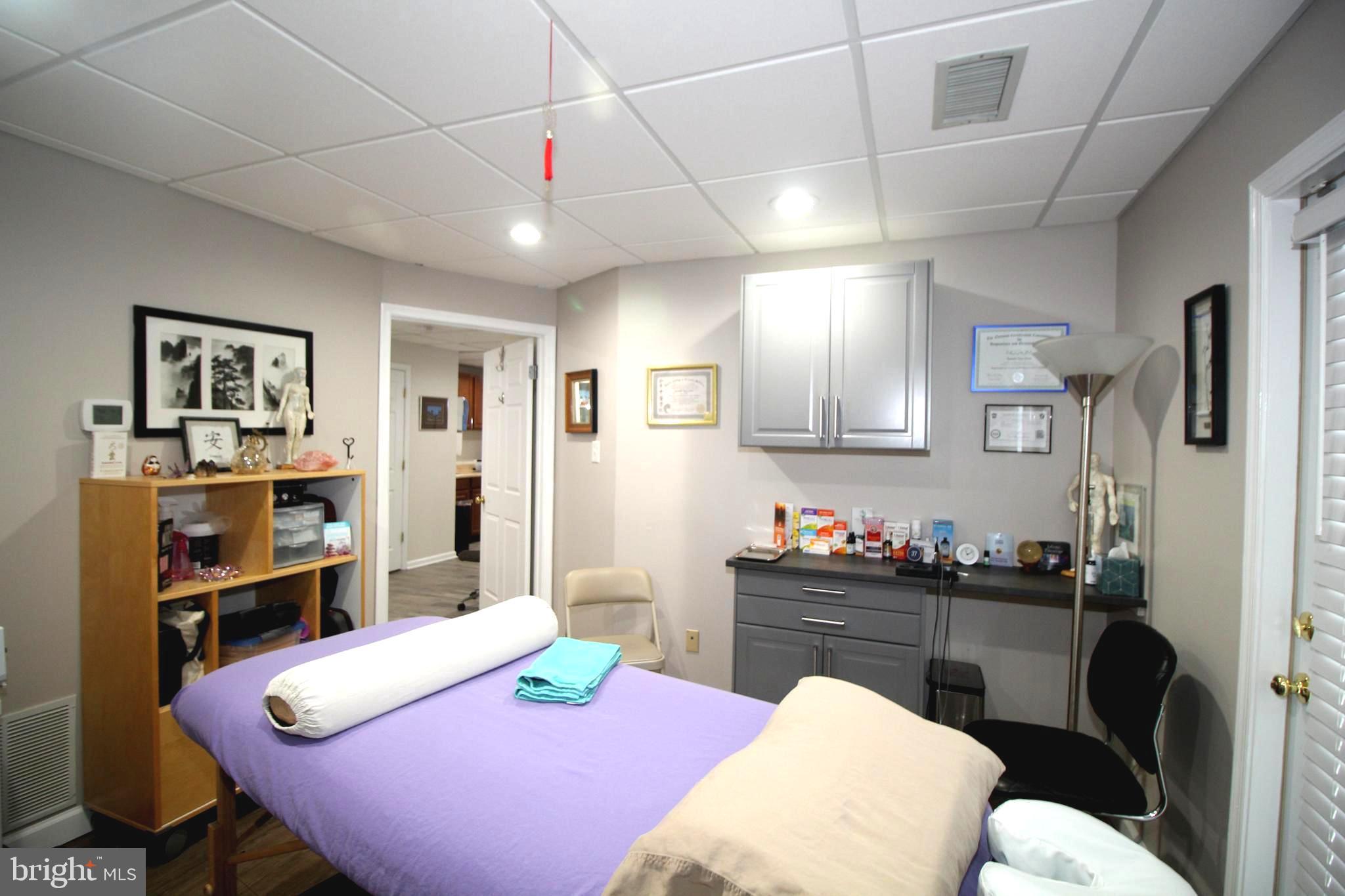 1703 LANGHORNE NEWTOWN