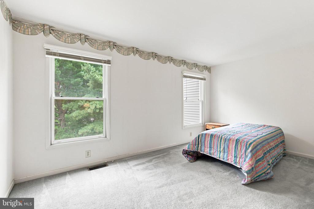 56 KANON COURT