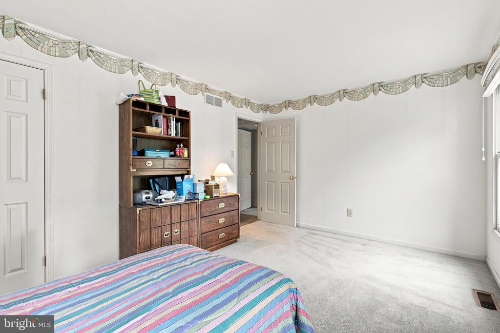 56 KANON COURT