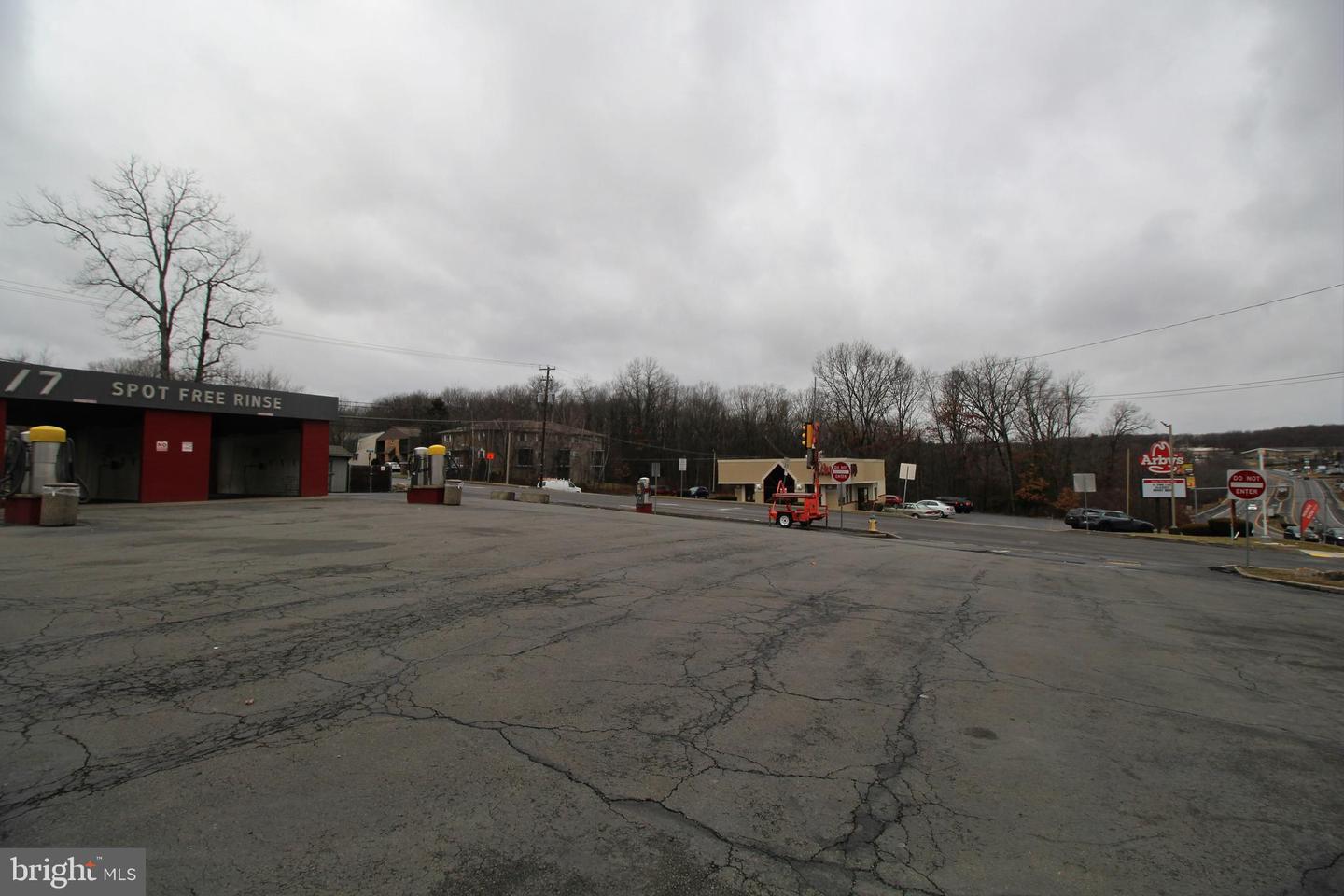 360 Susquehanna Blvd