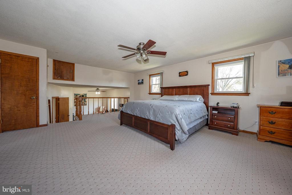 4216 ORANGEMANS ROAD
