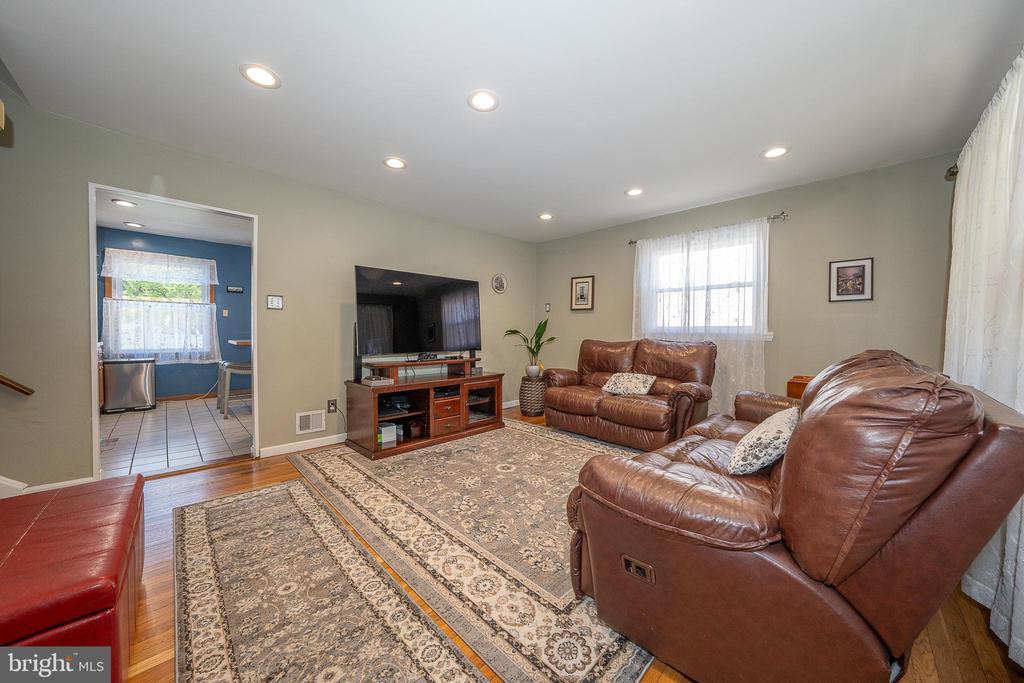 4216 ORANGEMANS ROAD
