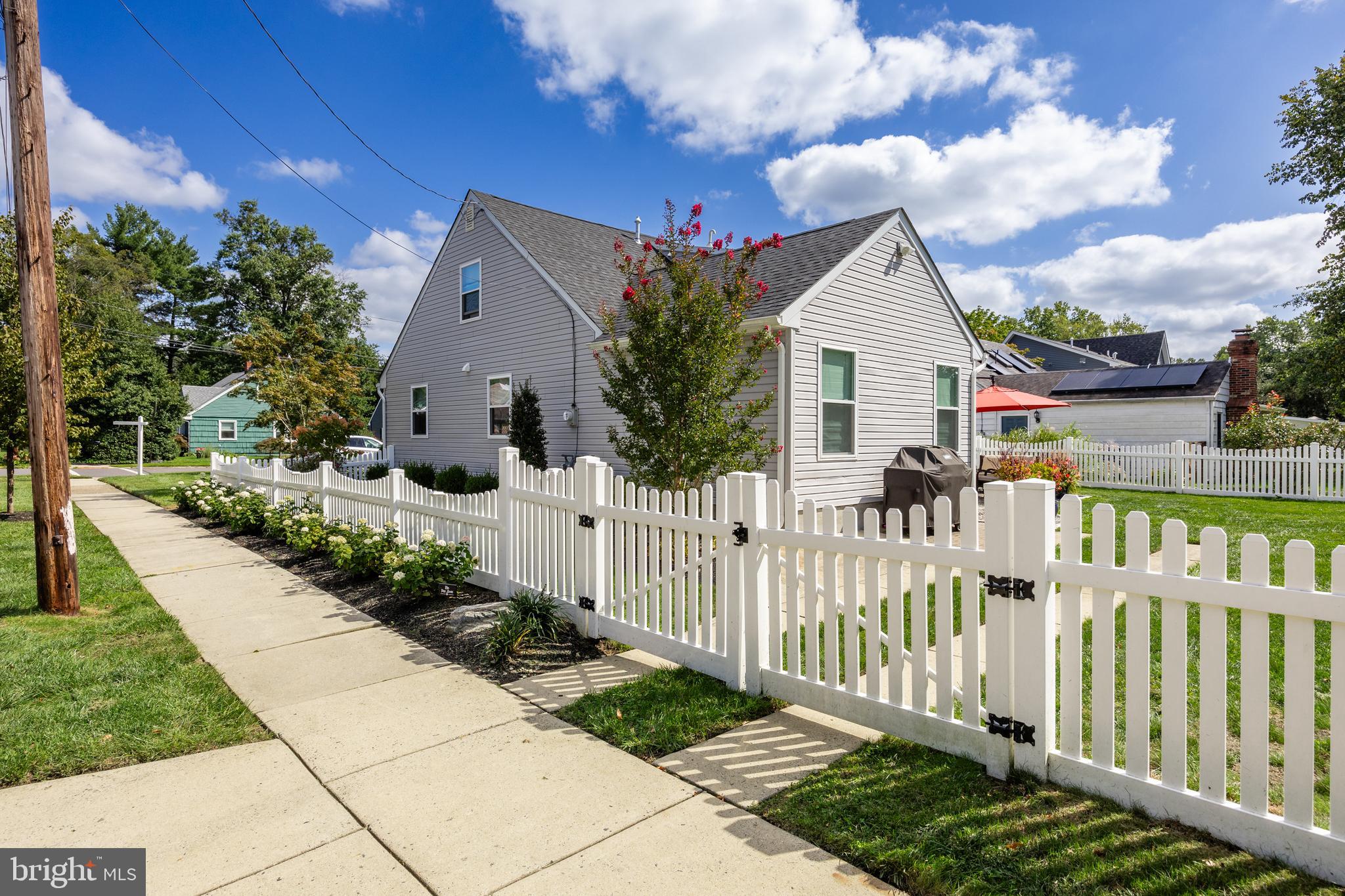 302 High St