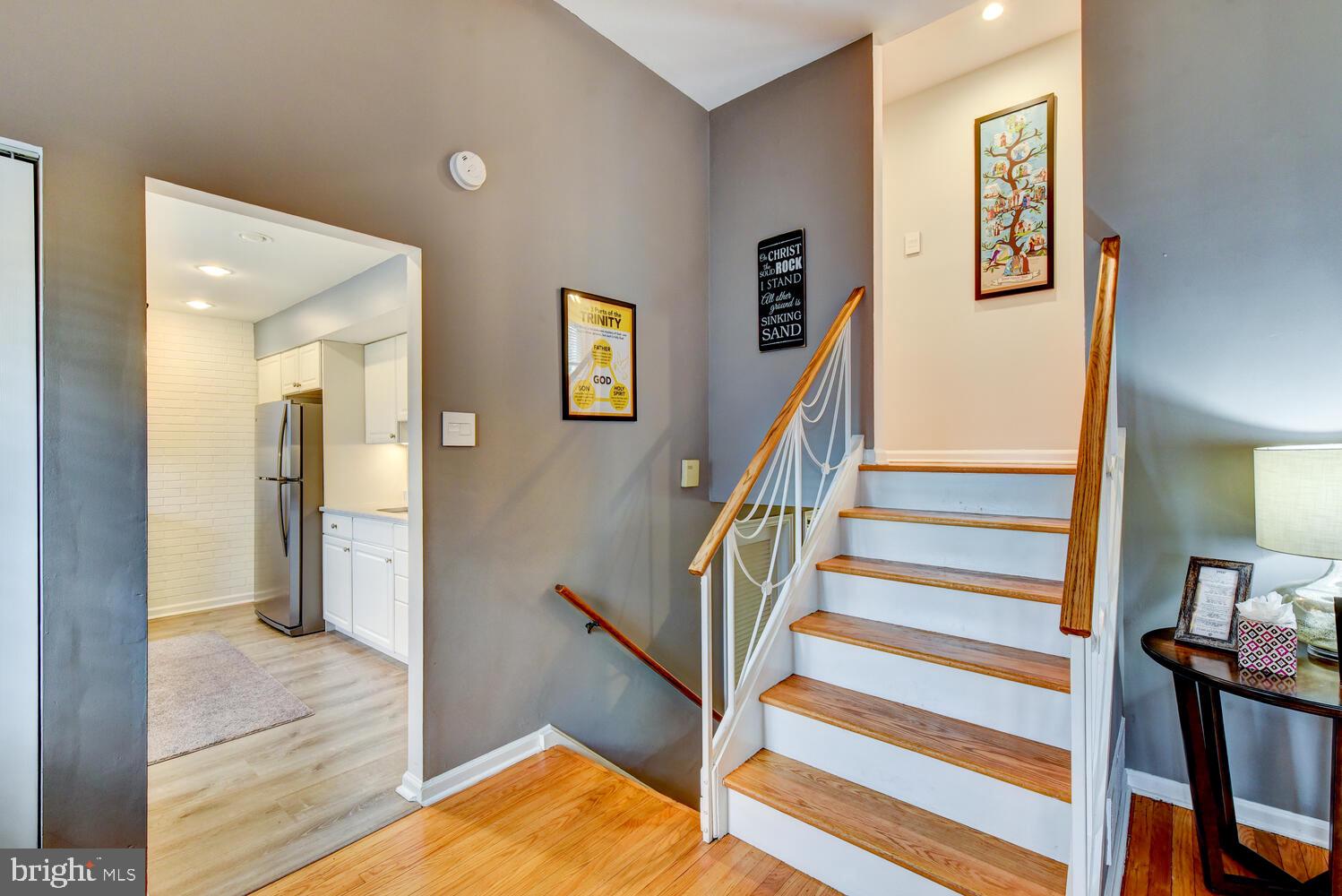 49 Revere Ave