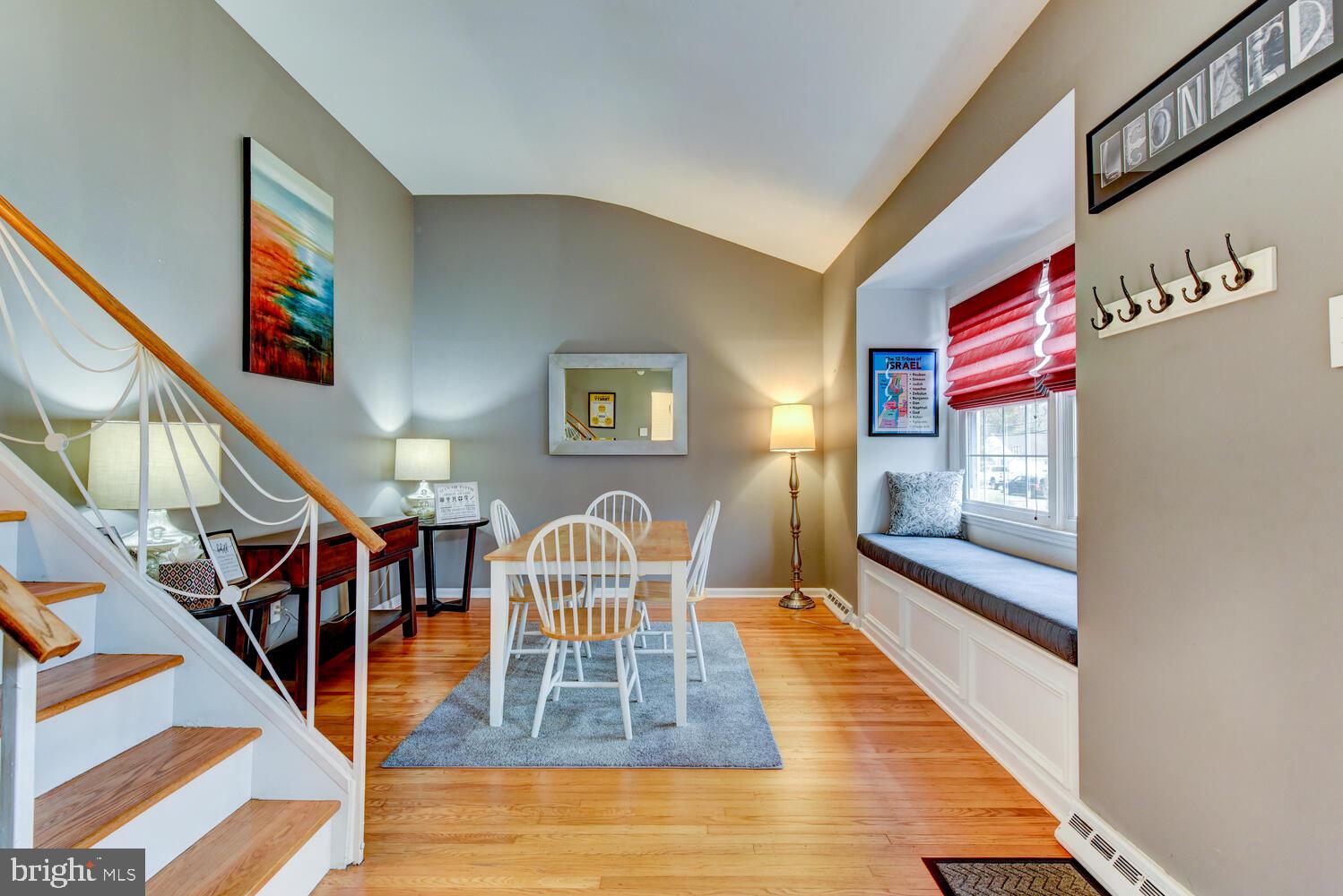 49 Revere Ave