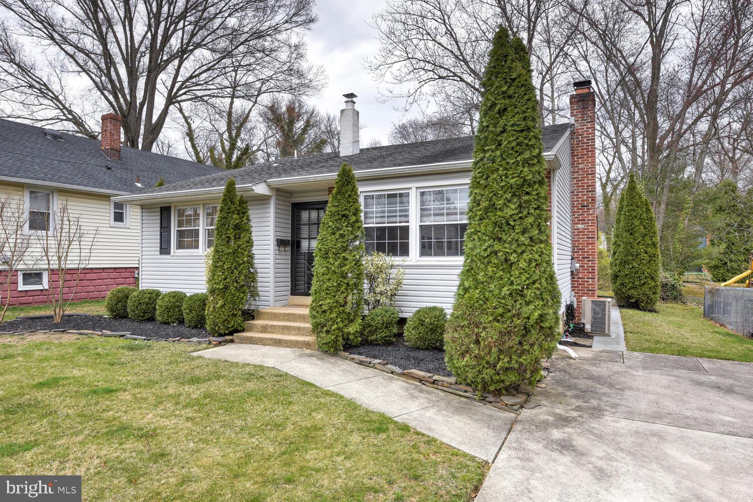 49 Revere Ave