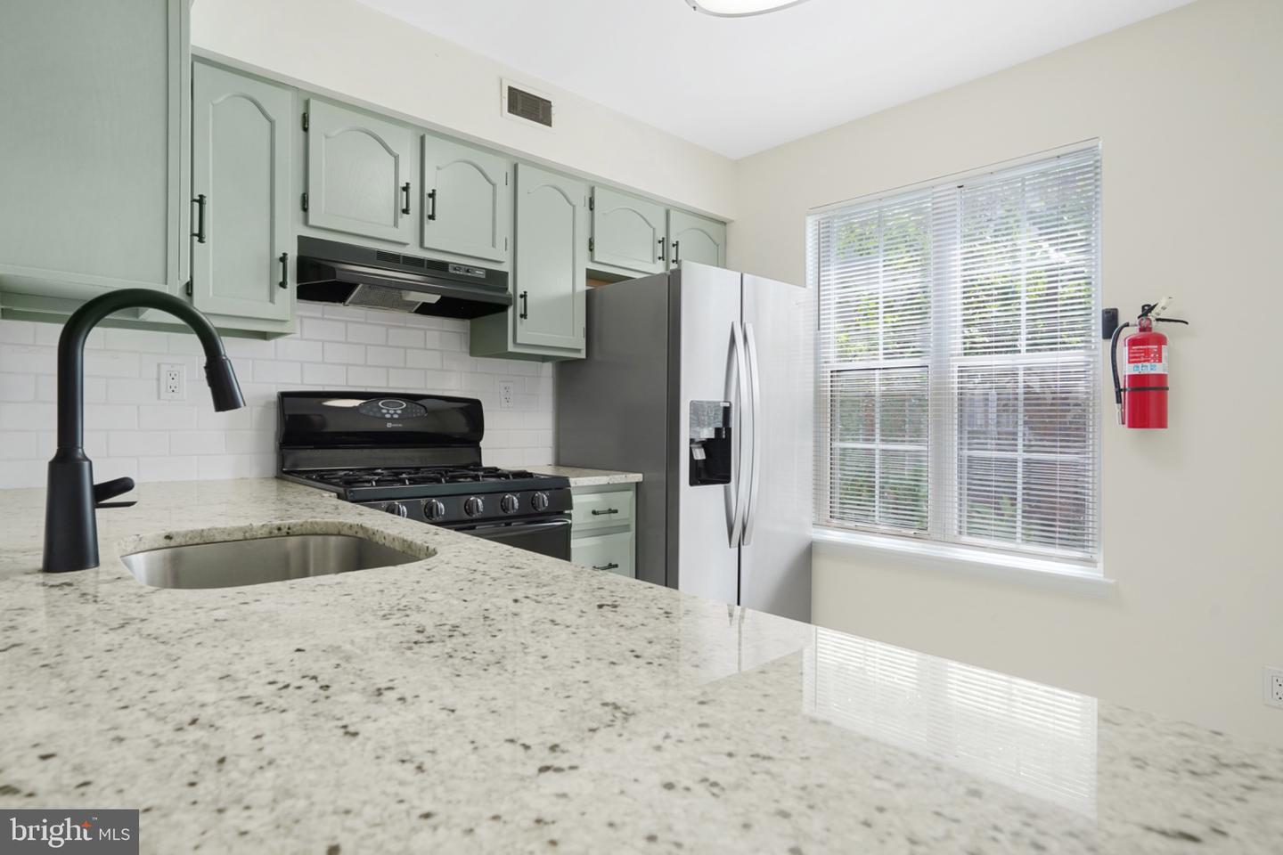 1207-A YARMOUTH LN