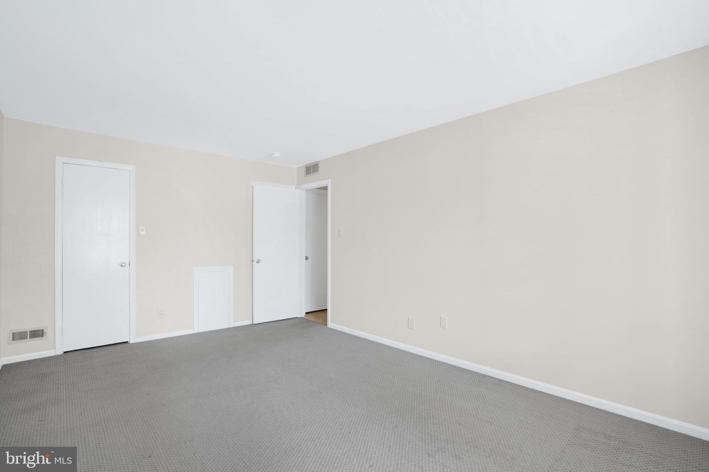 1207-A YARMOUTH LN