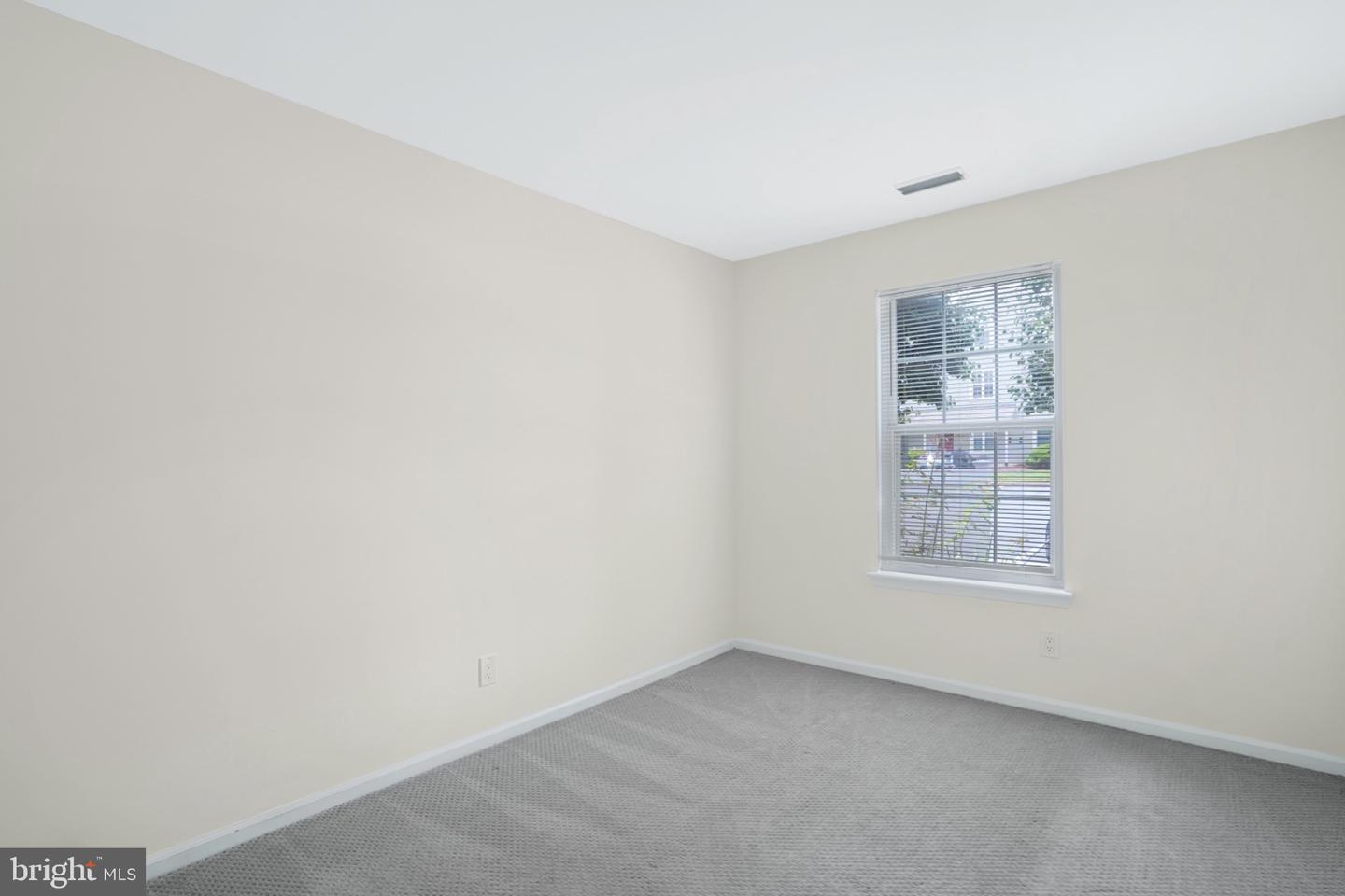 1207-A YARMOUTH LN