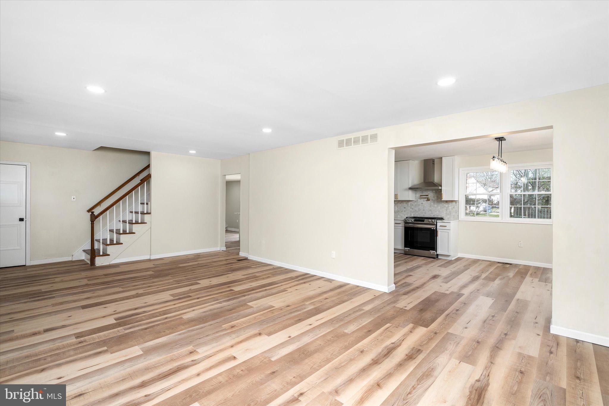 508 Cypress Ln