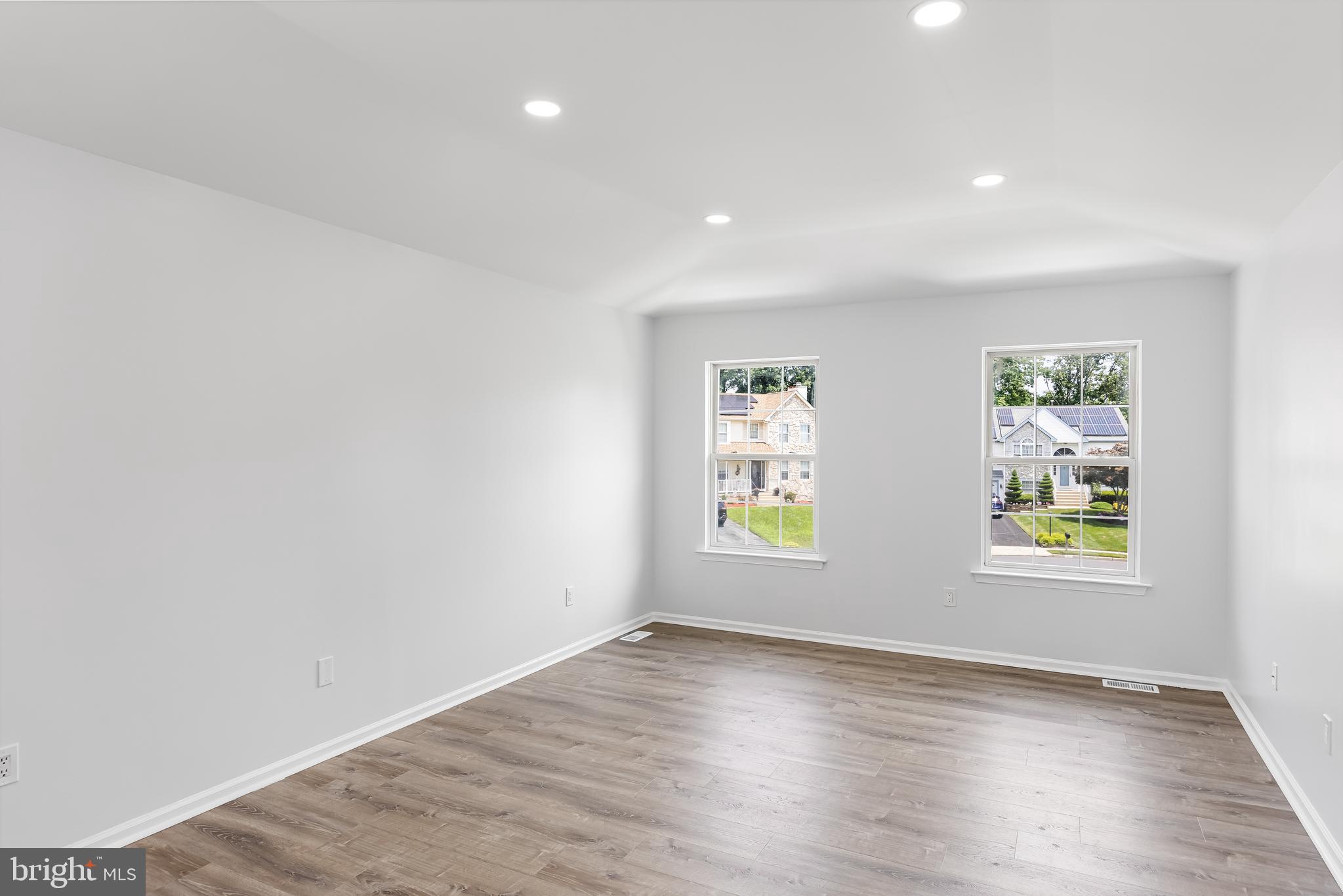42 Crawford Dr