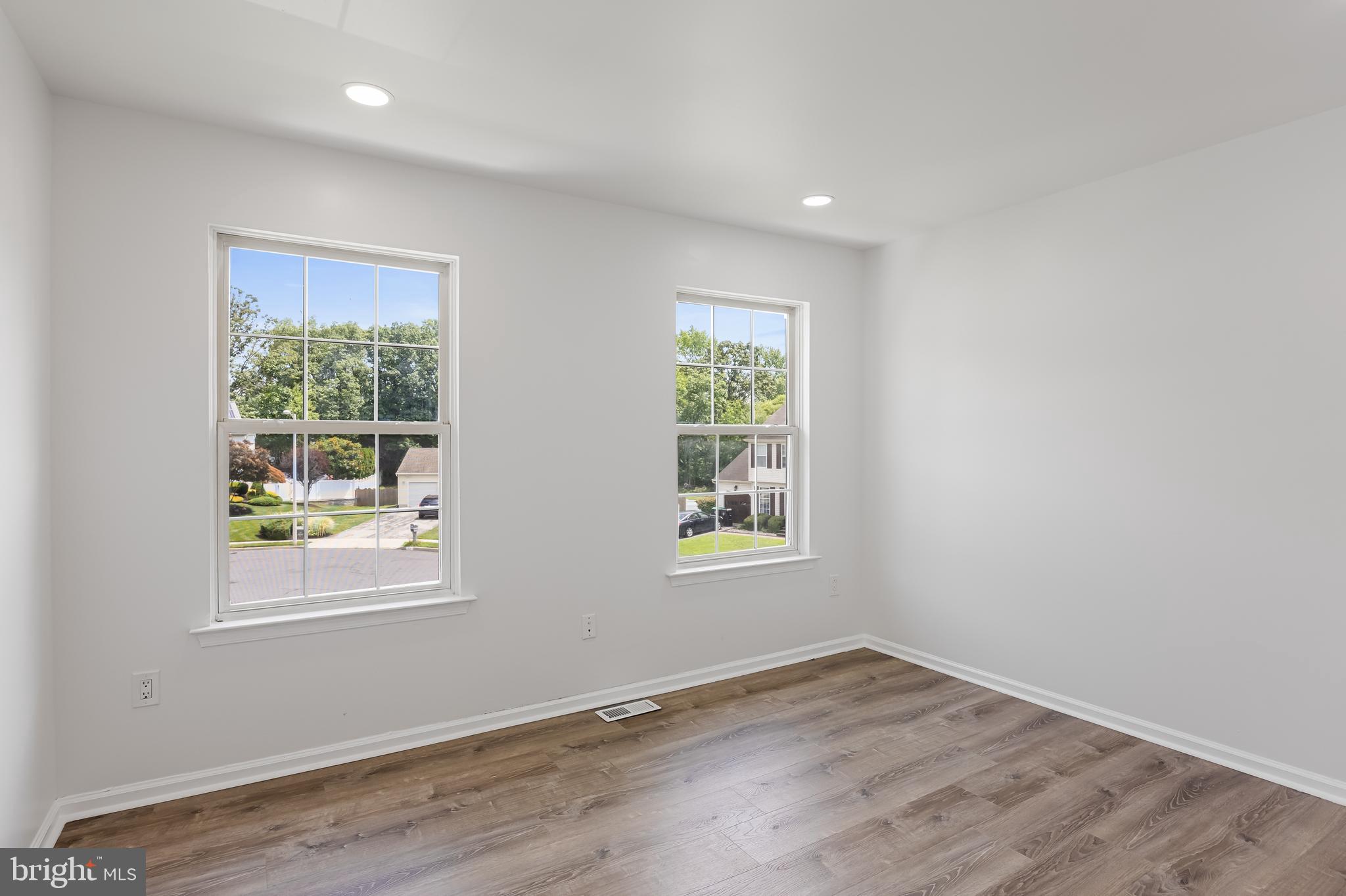 42 Crawford Dr