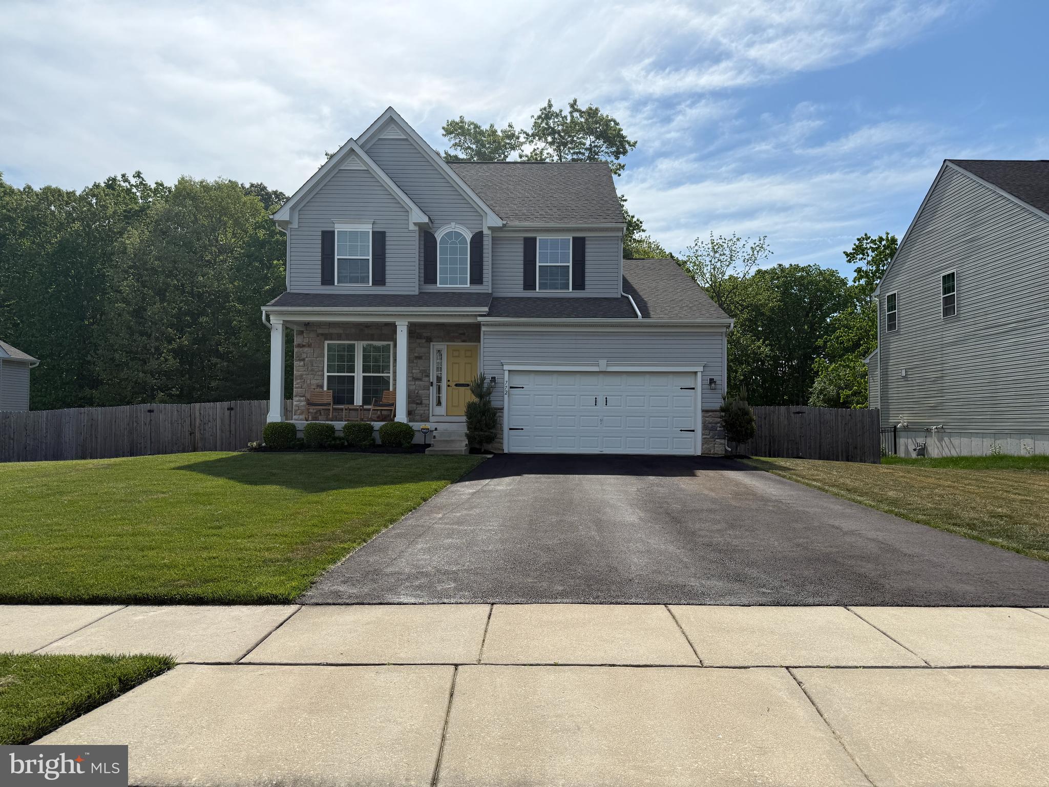 772 Kristin Ln