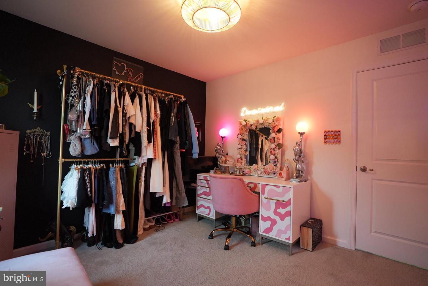 772 Kristin Ln