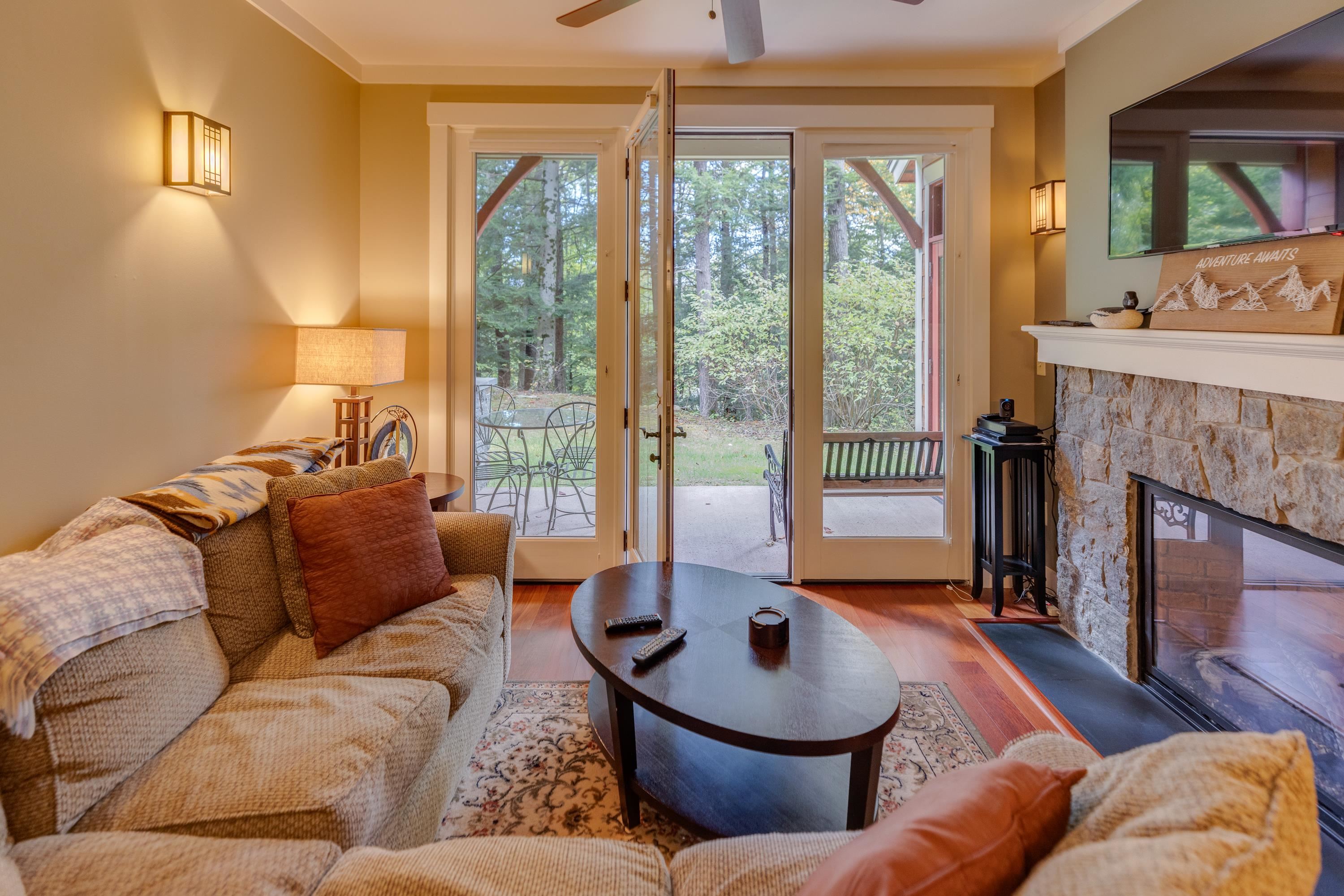 15 Riverside Terrace Unit: 3C