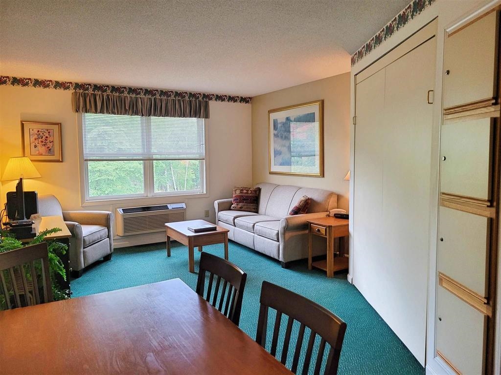 160 Deer Park Drive Unit: 147D