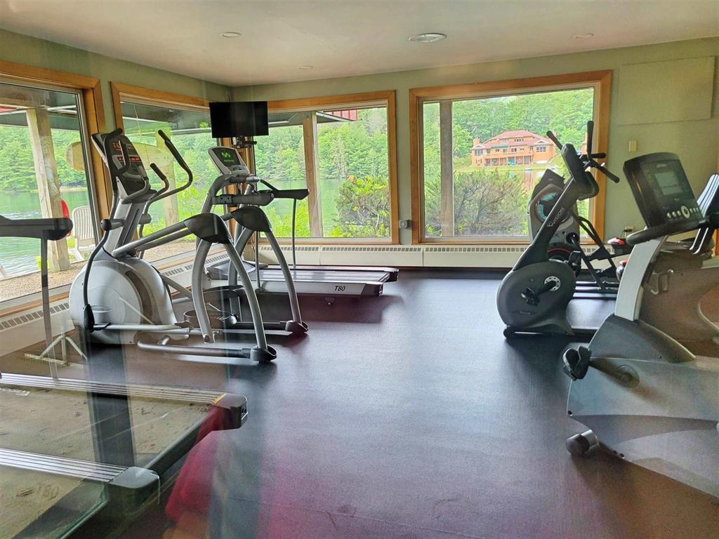 160 Deer Park Drive Unit: 147D