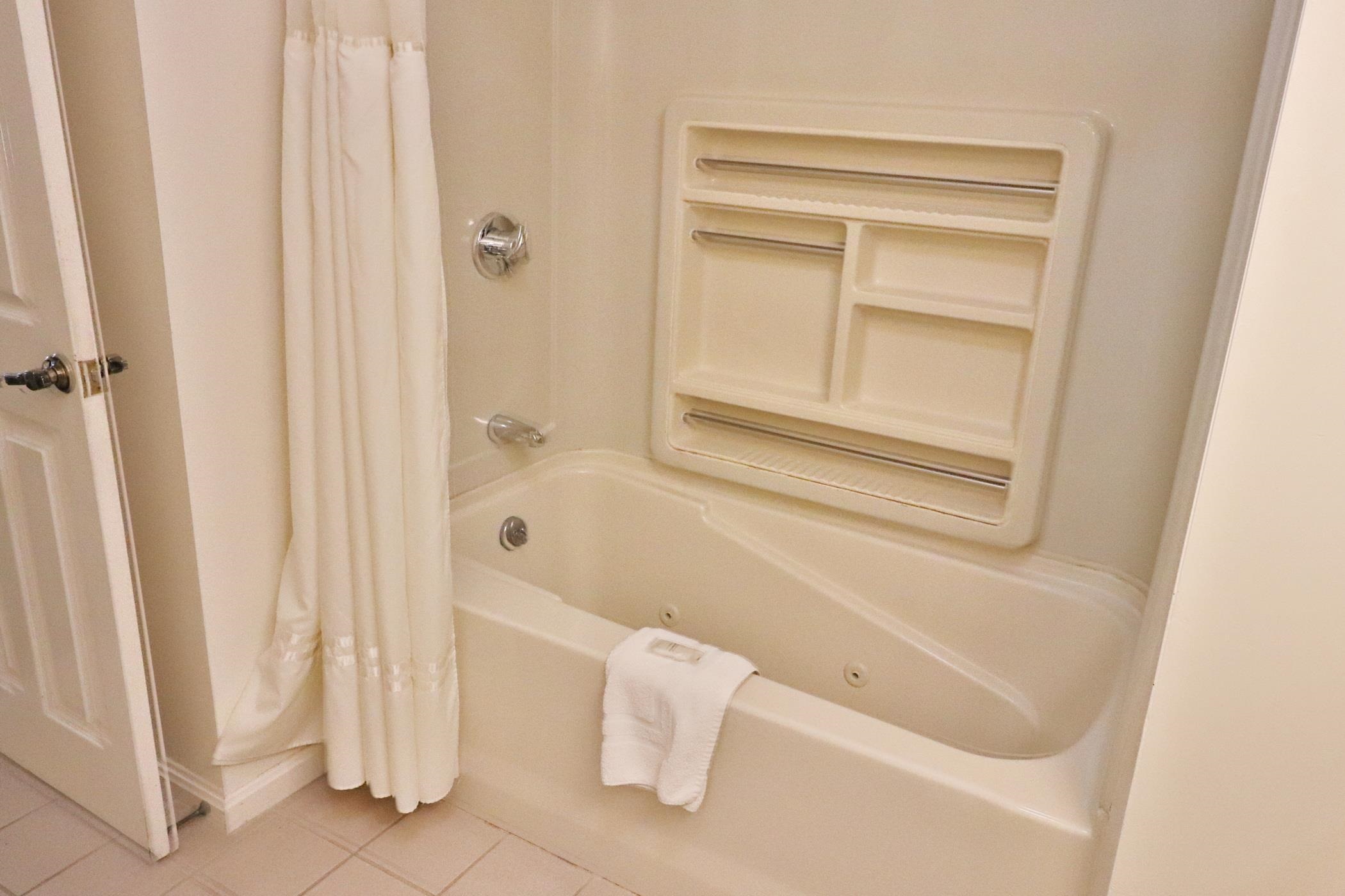 164 Deer Park Drive Unit: 168D