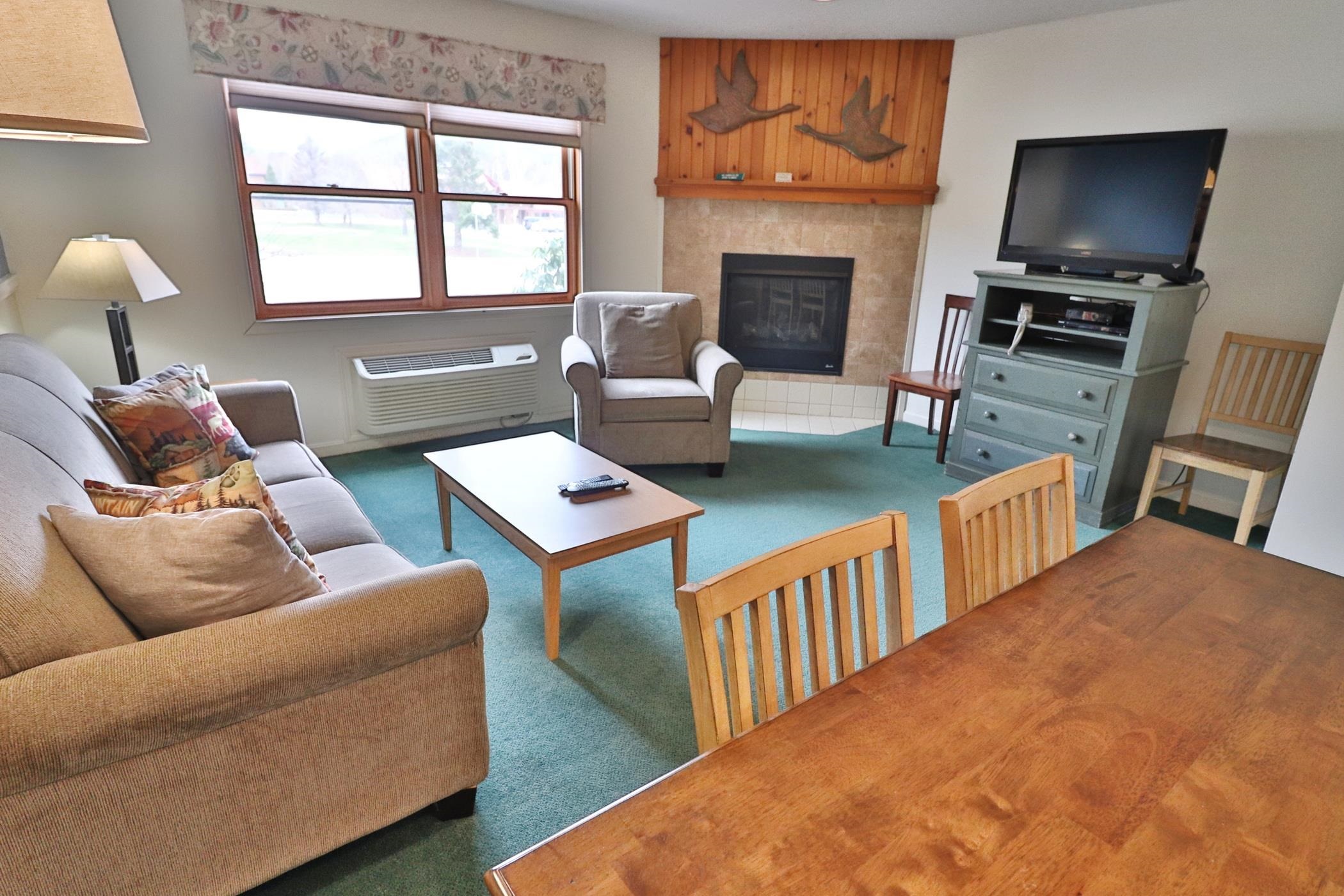 164 Deer Park Drive Unit: 168D